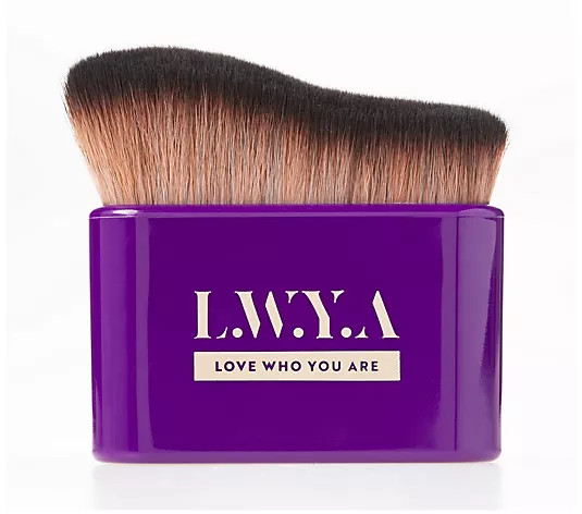 LWYA Gone In A Swipe Pro Foundation Brush | QVC