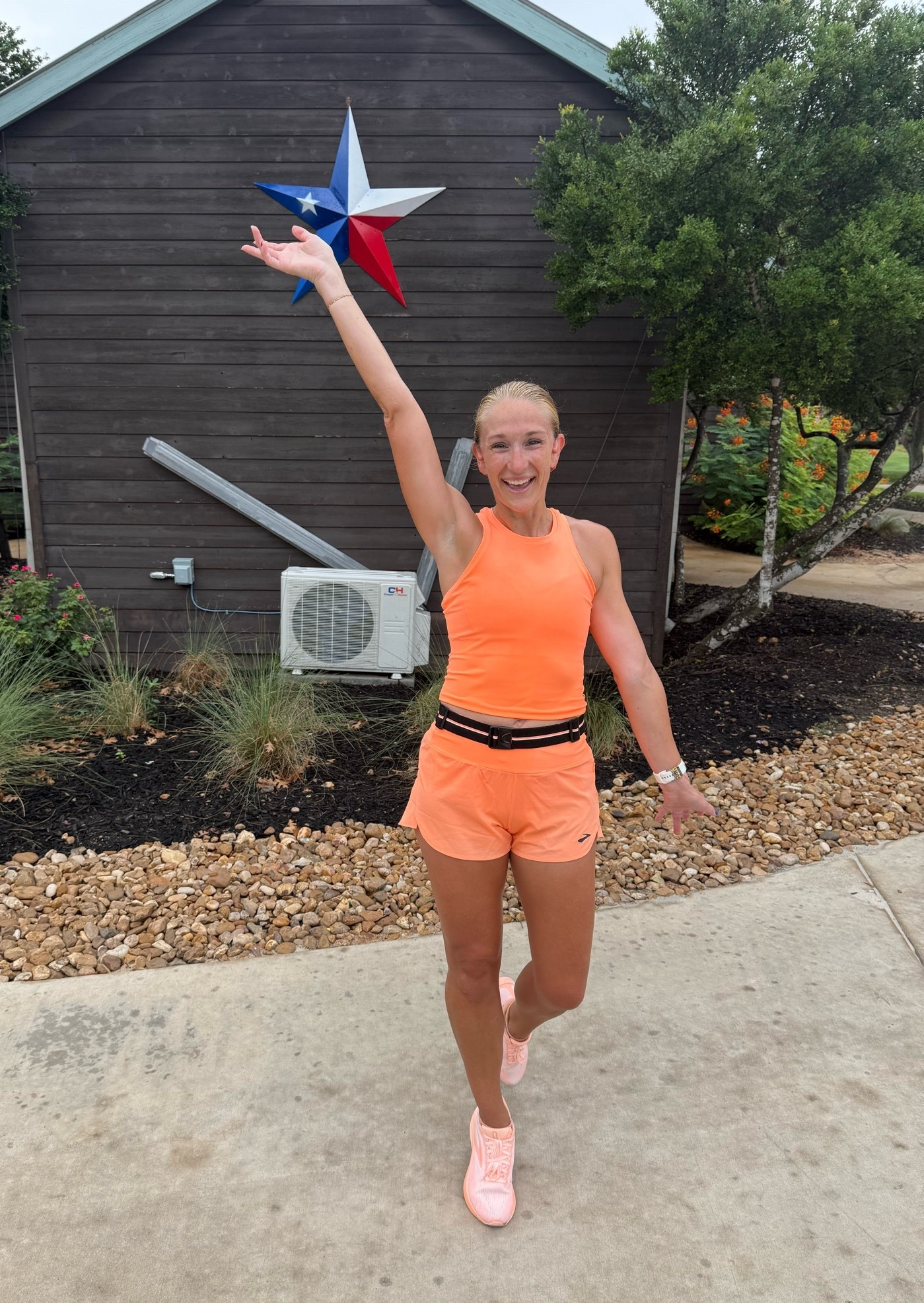 Orange is the new black! I’m living these vibrant orange athletic pieces Brooks came out with!

3” running shorts, athletic crop, pocket sports bra

#LTKfitnessgoals #LTKselfcare #LTKdayinmylife