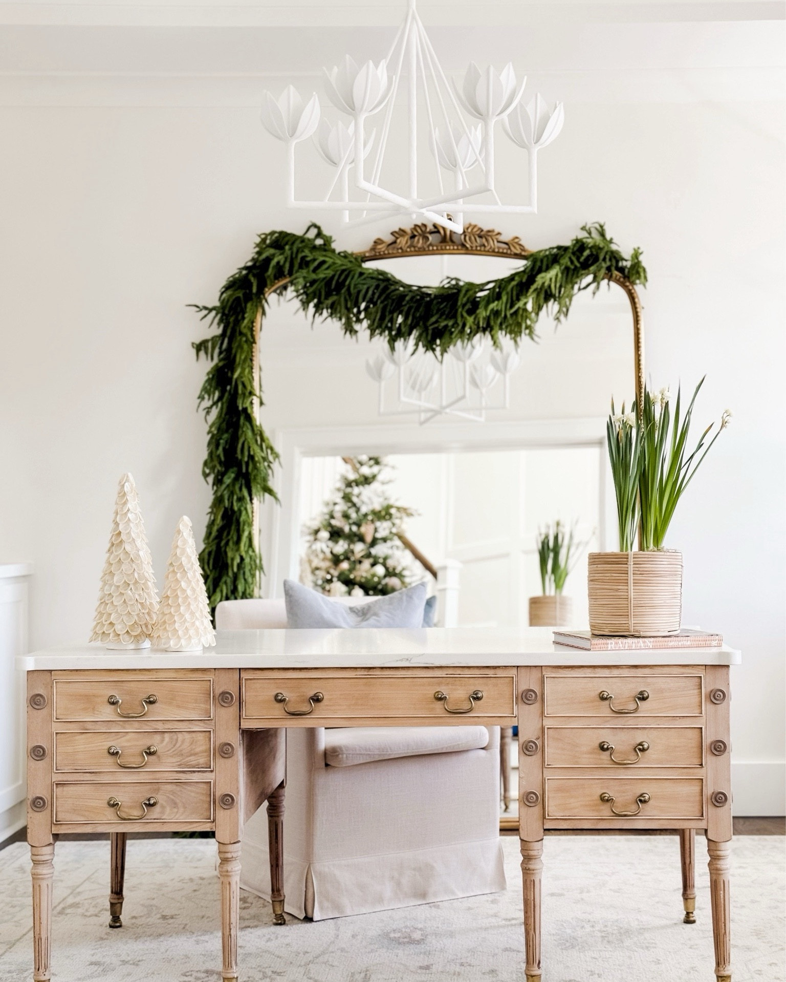 They say lighting is the jewelry of the home and I agree! #WayfairPartner I love lighting and it completes the look of every space. Regardless of your budget, @wayfair has a beautiful selection for every room of the home! Here are a few favorites and ways to save when shopping for lighting! #wayfair #OnlyAtWayfair 

#LTKHoliday #LTKSaleAlert #LTKHome