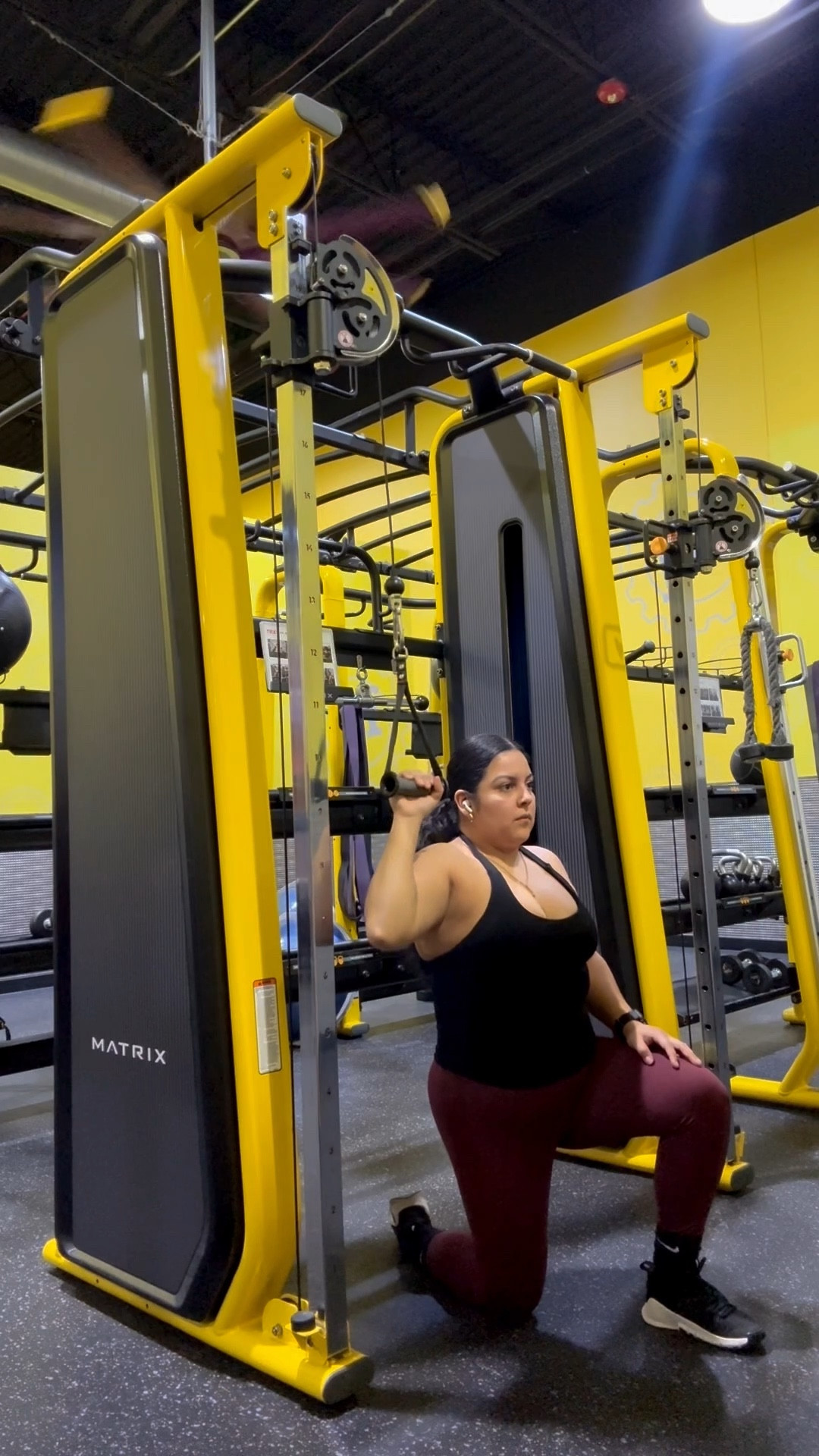 Come with me to do upper body 

Of course I’m following sculpt you don’t forget to use code Jackie 

New challenge starting soon 

First off stretching . I started to notice the difference when I slack off on my stretches 

I’m in my lunch break so we had to get all the upper body done 

While having to finish cardio & core at home 

Forever on the move and busy 

My outfit is from Amazon 

& of course I had to wear my metcons 

#amazonfind #activewear #gymootd #metcons #nike #gymfit #alani #workout #gymworkout #upperbody

#LTKfitnessgoals #LTKmomlife #LTKActive