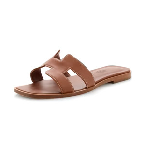 Hermes Women's Oran Sandals Leather / green | Rebag