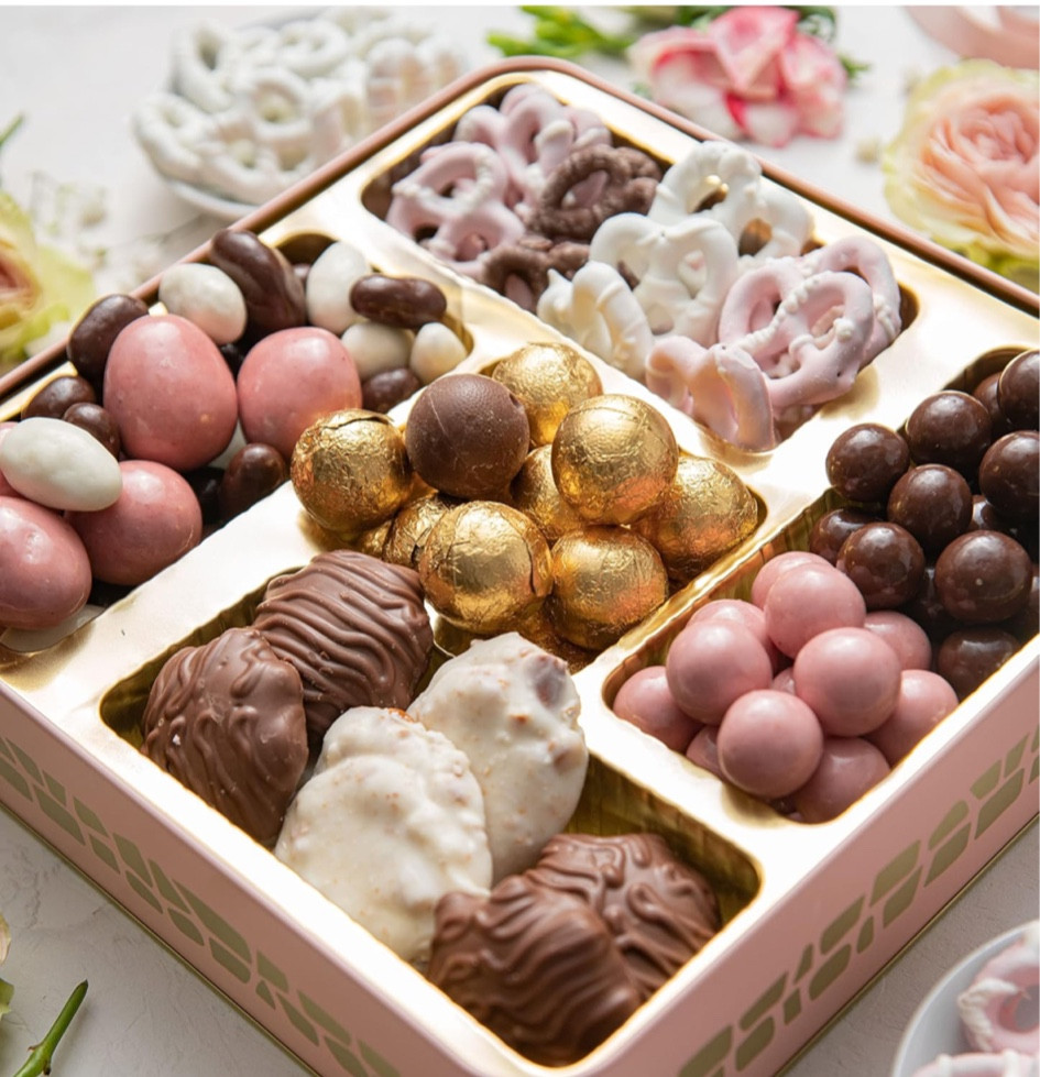 Gift Basket for Women from Bonnie and Pop 

Chocolate Covered Snack Gift Box for Women | Prime Gift Set for Mom, Wife, Girlfriend, Lover, Romantic | Valentine’s Day | Galentine’s Day

#LTKGiftGuide #LTKWedding #LTKParties