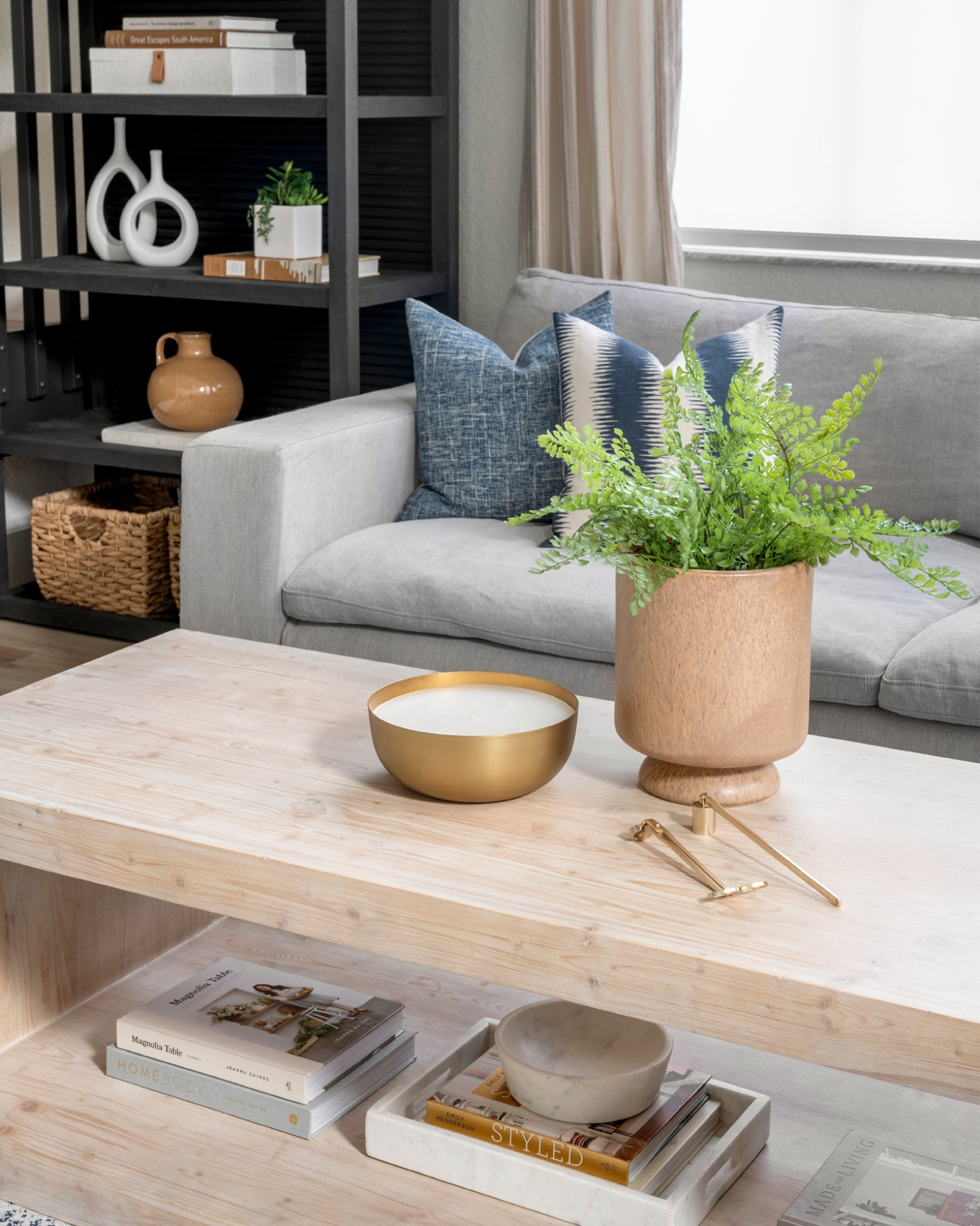 What is classic, comfortable and inviting with some texture, black material and pops of pattern? This new traditional living multi-room refresh inspired by Studio McGee. We rehabbed the Entryway, Dining Room and Living Room with new floors, paint, and furniture. Sourcing included Studio McGee, Target, Pottery Barn and CB2. #newtraditionalliving #traditionaldesign #miamidesigner #floridadesigner #interiordesign #homedecor #homestyling #homeremodel #shelfstyling #roomrefresh

#LTKhome