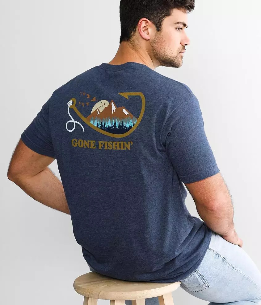 Busch® Fishing T-Shirt | Buckle