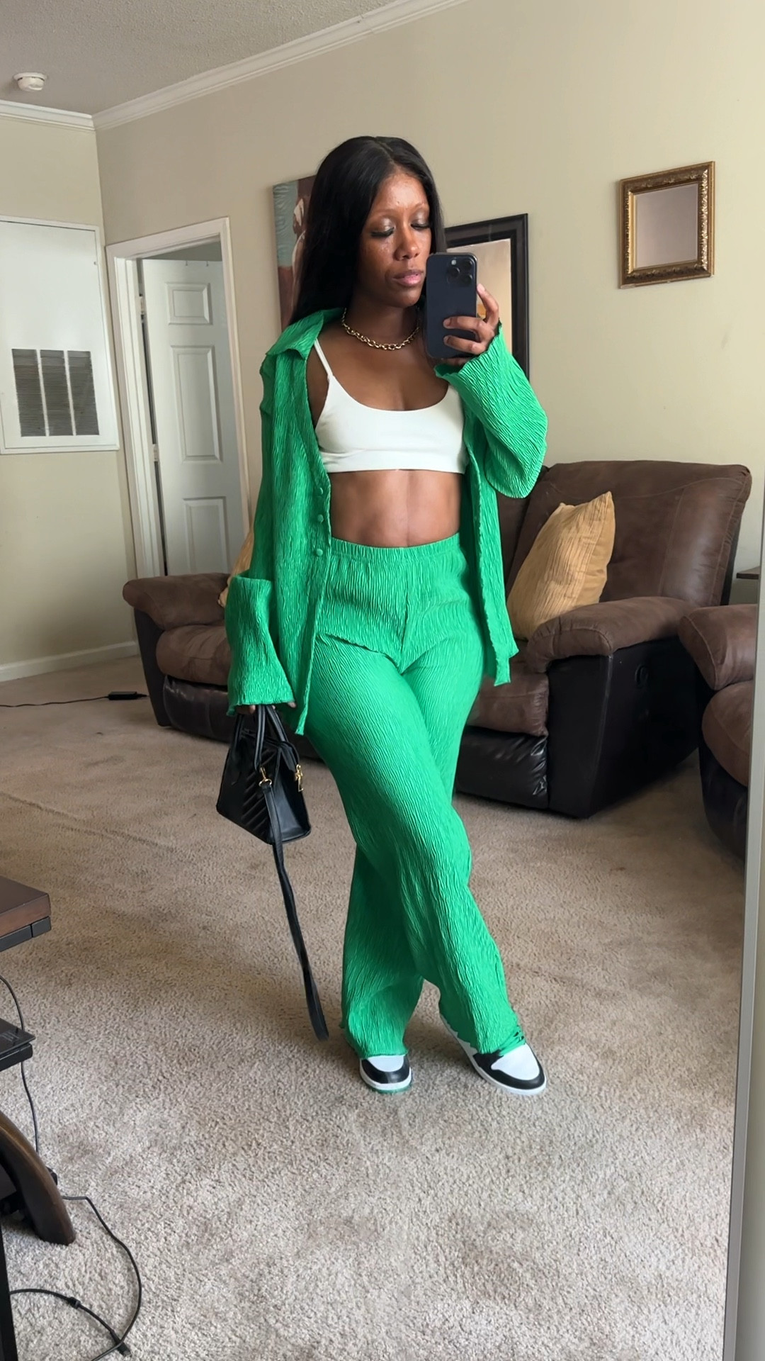 Green matching set 💚

#LTKstyletip #LTKshoecrush #LTKfindsunder50