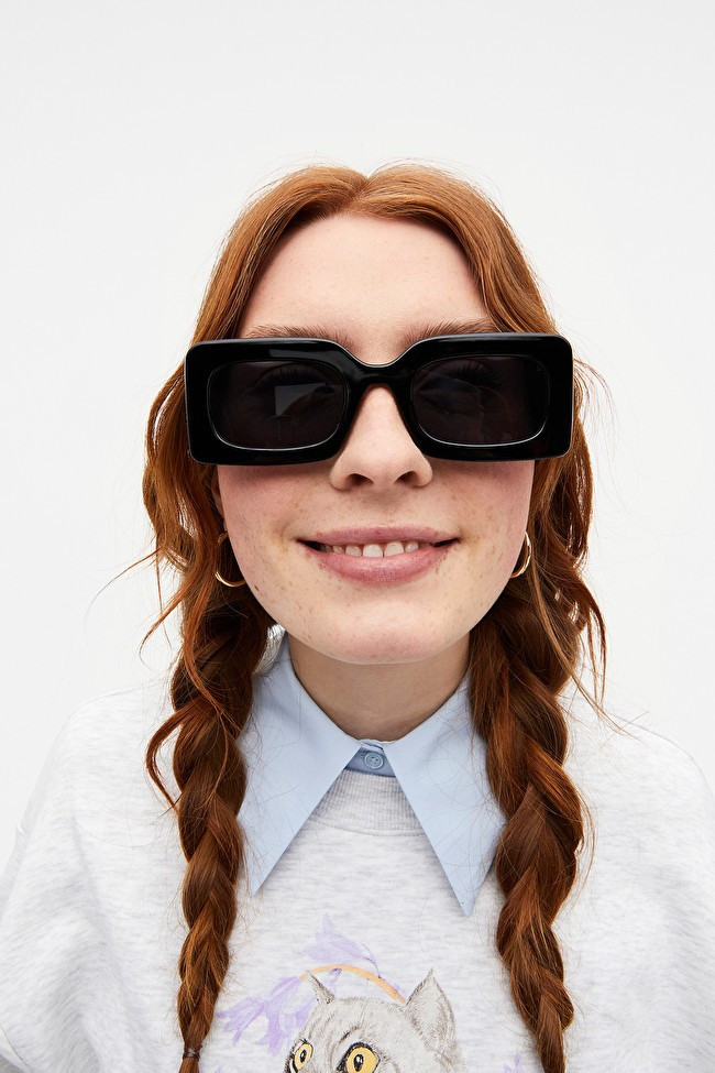 Rechteckige Retro-Sonnenbrille | Monki (DE)