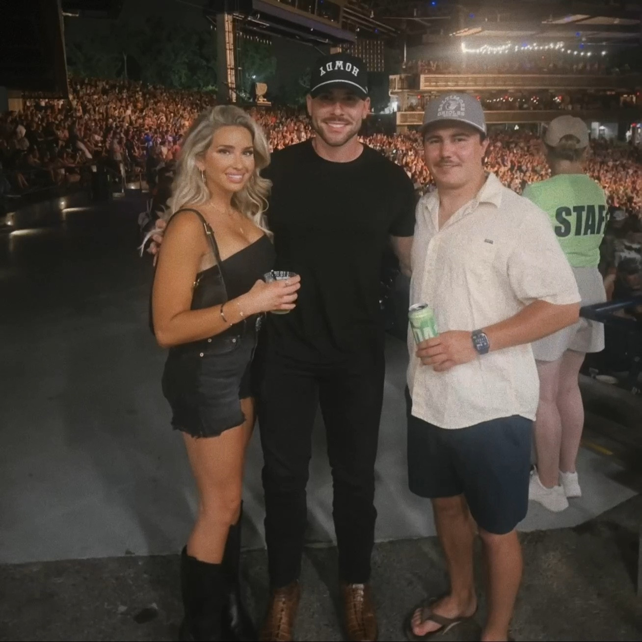 Country Concert Outfit

#LTKVideo #LTKSeasonal #LTKFindsUnder50