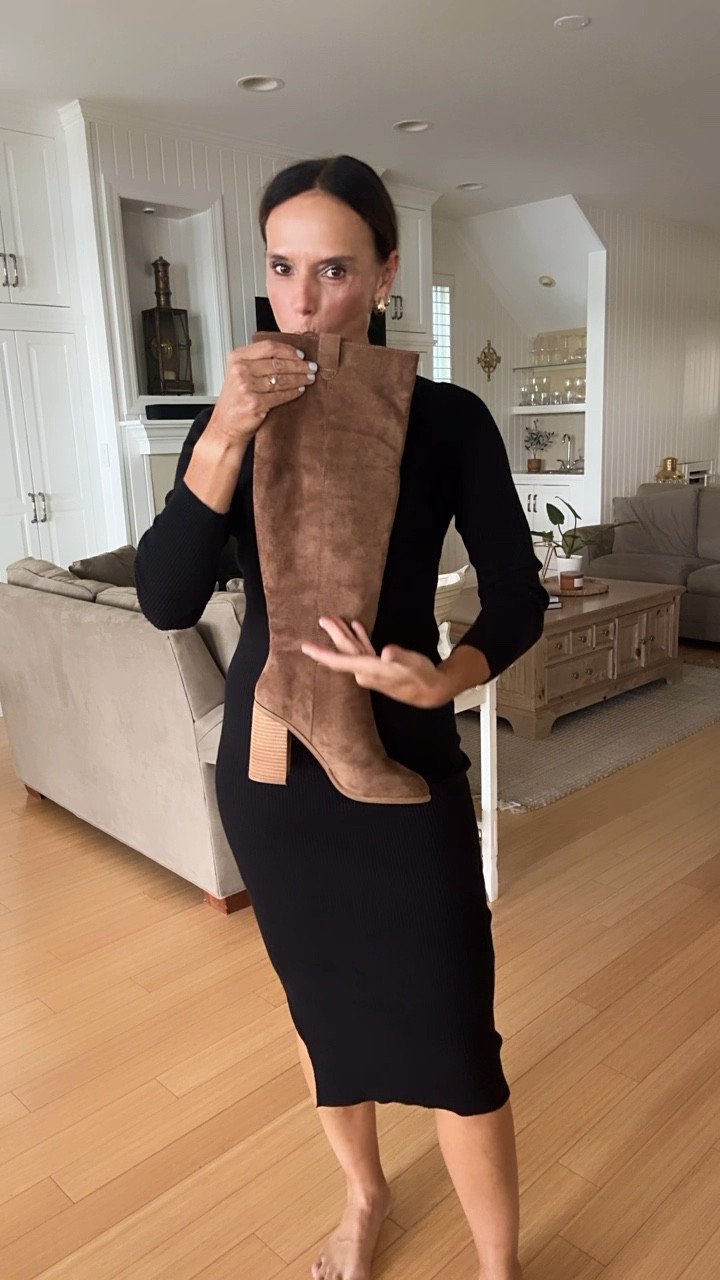 Fall looks from @vicicollection🍁and 30% off!!!!  Who’s ready for sweater weather???!!!!!



#LTKFallSale #LTKxVICI #LTKStyleTip