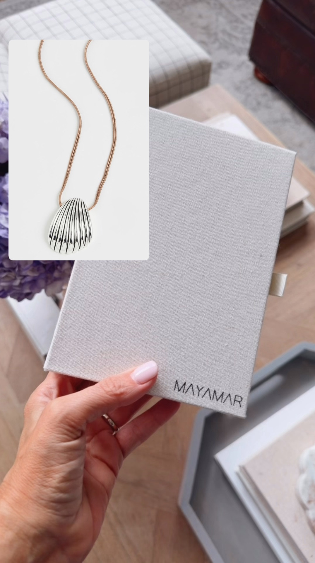 Adjustable length necklace
