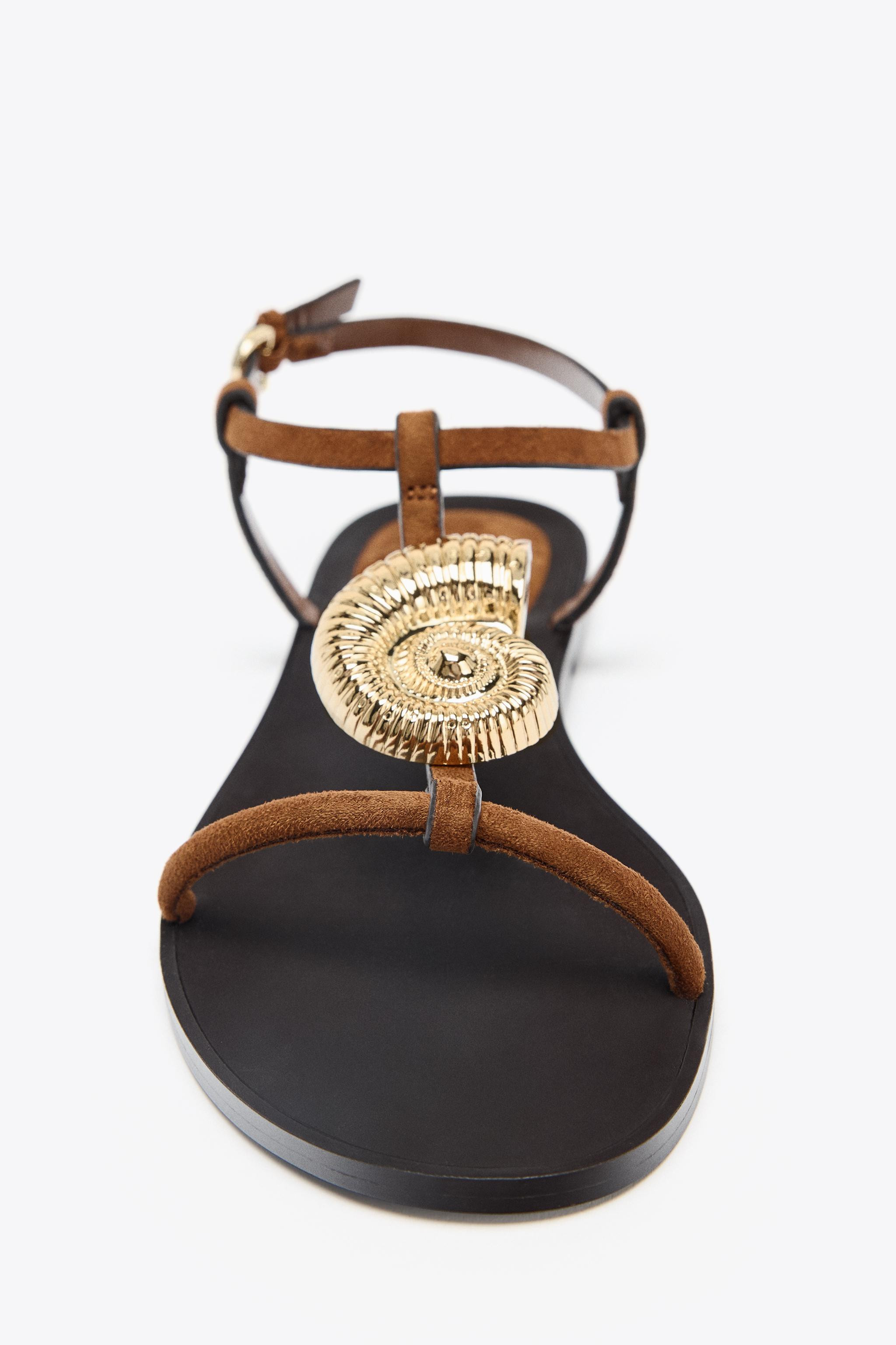 FLAT SANDALS WITH METAL EMBELLISHMENT | Zara UK