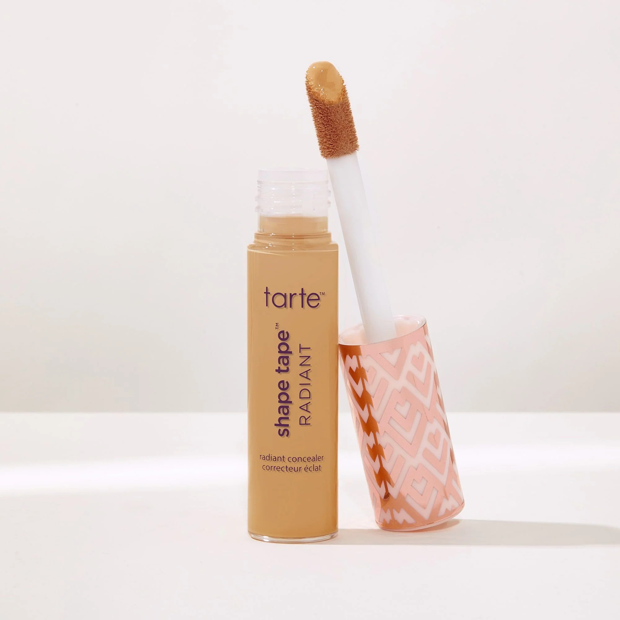 shape tape�?� radiant concealer - 42S tan sand | tarte cosmetics (Global)
