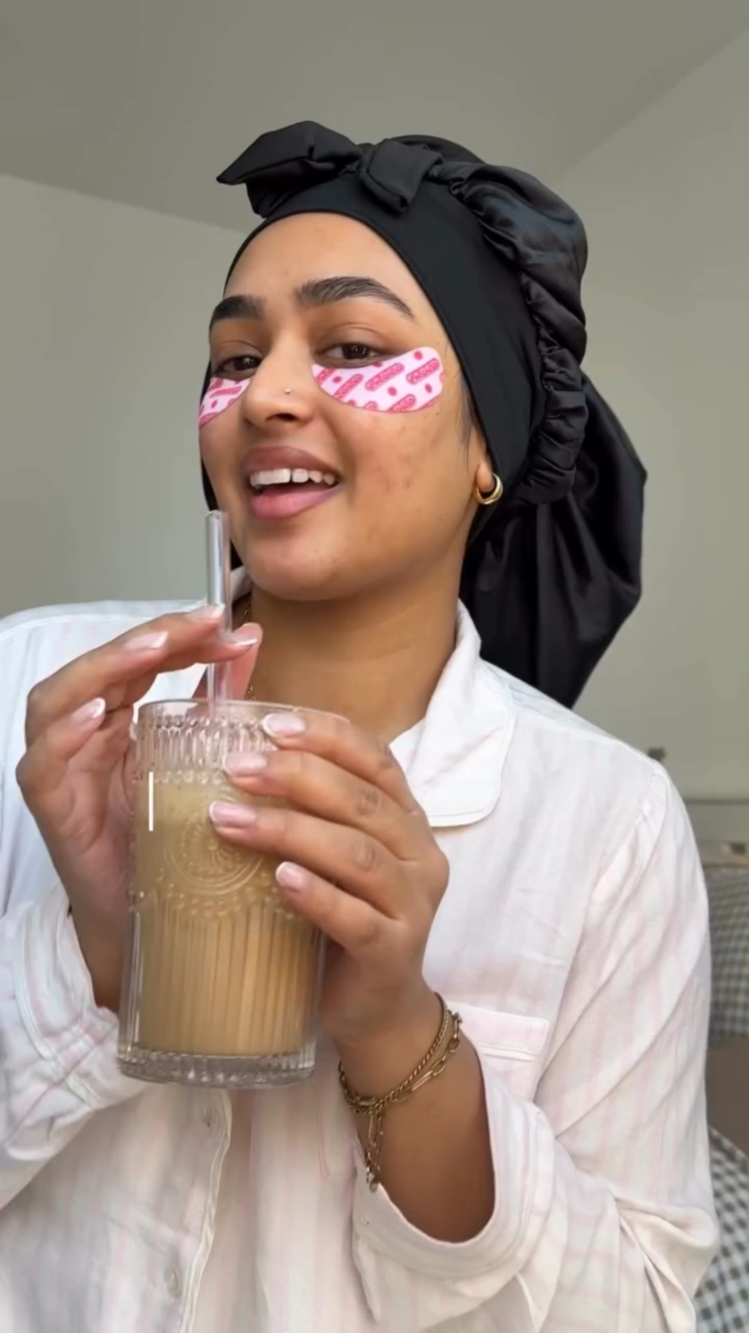 Another year older, hotter and wiser so here are some things I’ve learned about life so far ✨ 

@topicals eye patches 
@yslbeauty primer 
@maccosmeticsuki highlighter 
@hudabeauty easy blur foundation
@hudabeauty faux filter concealer 
@kosas translucent cloud powder 
@fentybeauty contour stick 
@hudabeauty blush filtr 
@anastasiabeverlyhills lipliner 
@kikomilano lipstick 
@syncbeauty.co lipgloss 
@anastasiabeverlyhills setting spray 

#birthdaygrwm #grwmmakeup #beinginyour20s #chitchatgrwm bigsisteradvice