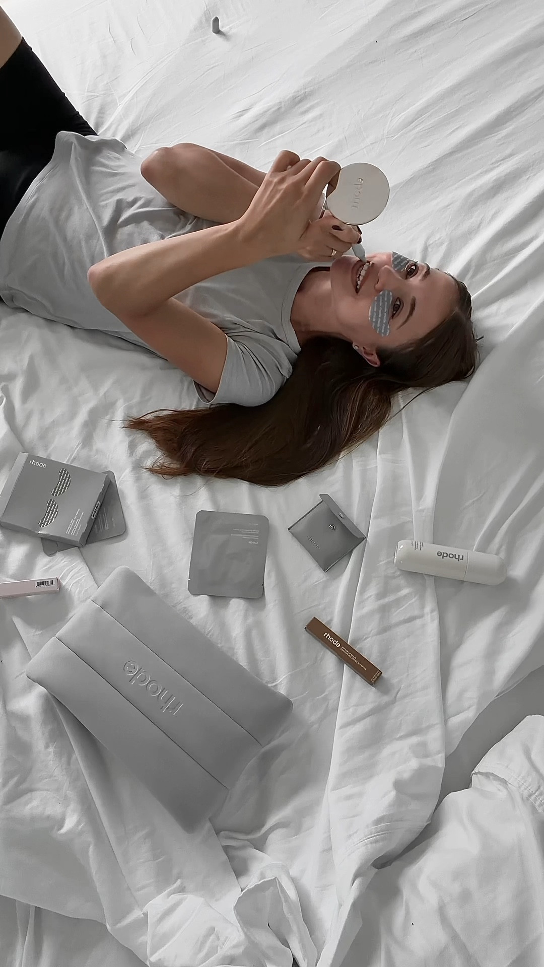 Soft mornings with @rhode
The calmest 5 minutes of my day.

#LTKBeauty