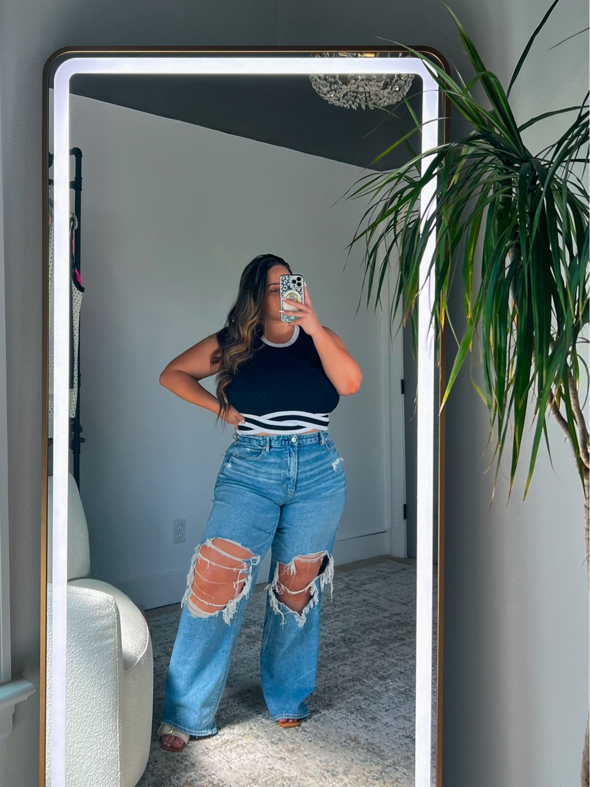 Top size XL
Strapless bra size XXL 
Jeans size 14 (size up 1 in regular cut/strigid, I have tried both!)

#casualoutfits #affordablefashion #curvyjeans #size14 #size16 #widelegjeans #baggyjeans #everydayoutfits 

#LTKsalealert #LTKmidsize #LTKstyletip