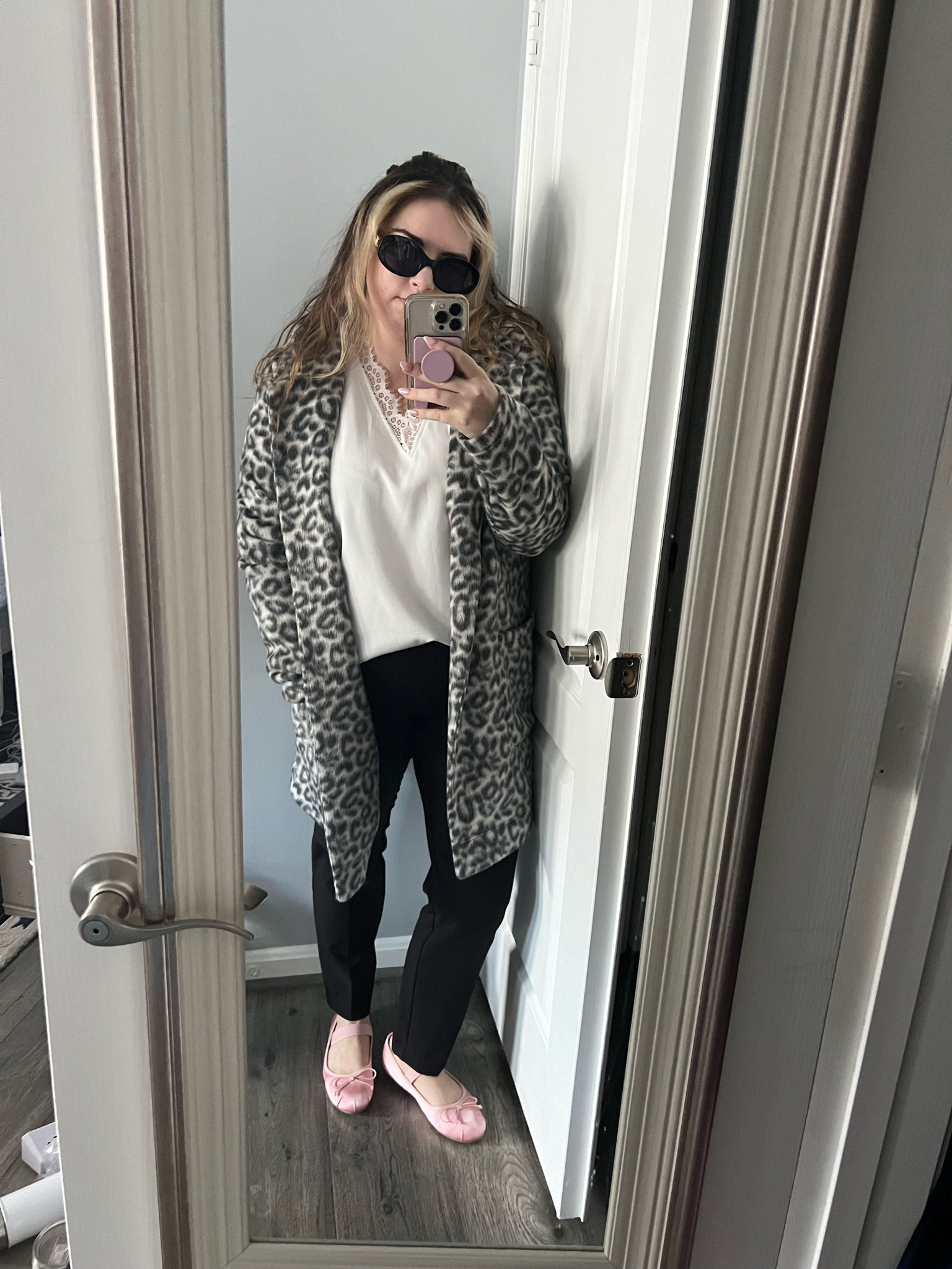 Business casual work outfit 

#LTKstyletip #LTKworkwear #LTKmidsize