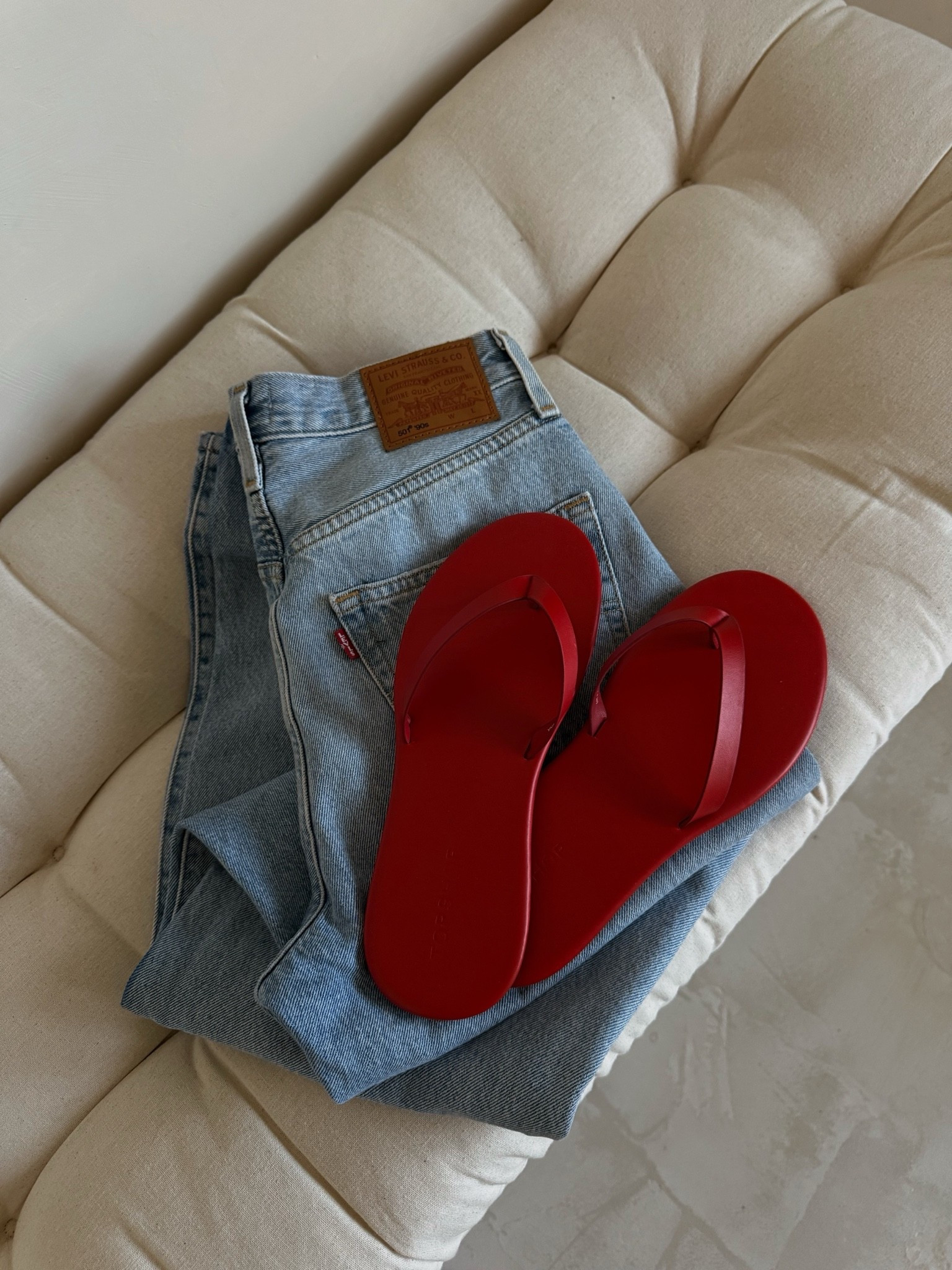 New ❤️

#LTKFashionMonth #LTKfrance #LTKeurope