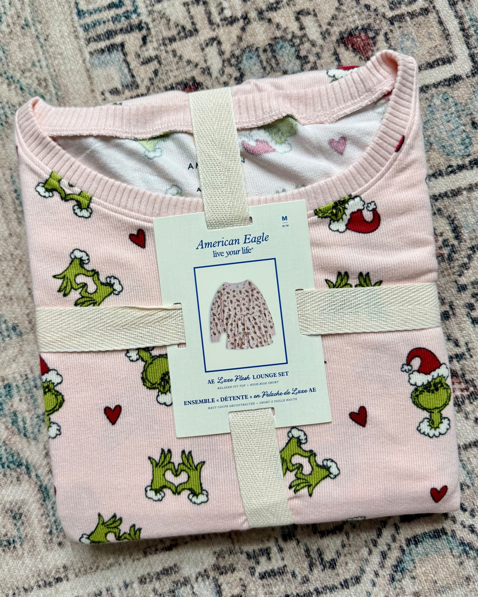 30% off everything at AE today with LTKFALLSALE at checkout, including typically excluded styles like The Grinch, NFL collection and Tru Kolors (Travis Kelce Collab)! Do not add the code on site - mine is better because it’s 30% off with no minimum and works on everything (except clearance)! Also takes 20% off all Aerie!

#LTKFallSale #LTKFindsUnder50 #LTKSaleAlert