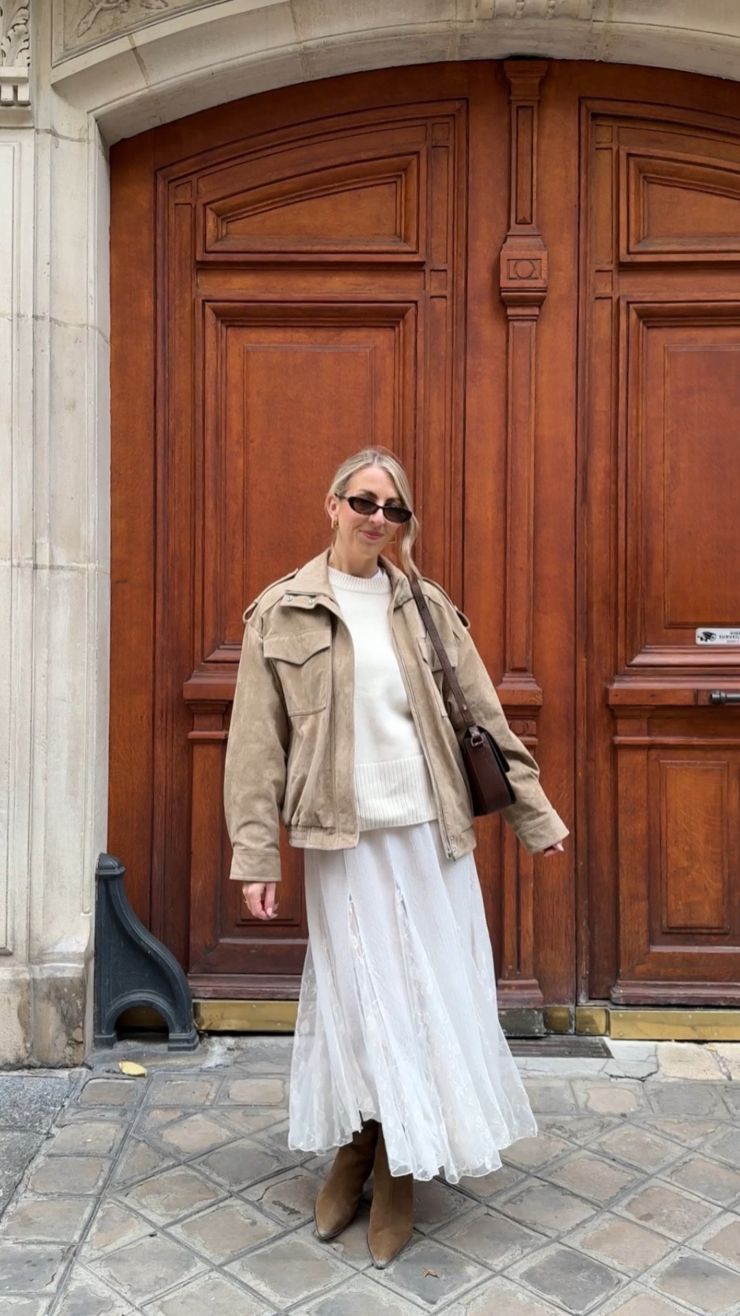 Suede jacket, white skirt & suede knee high boots 👢 

Autumn outfits, cream jumper, suede boots, white skirt

#LTKstyletip #LTKuk #LTKautumn
