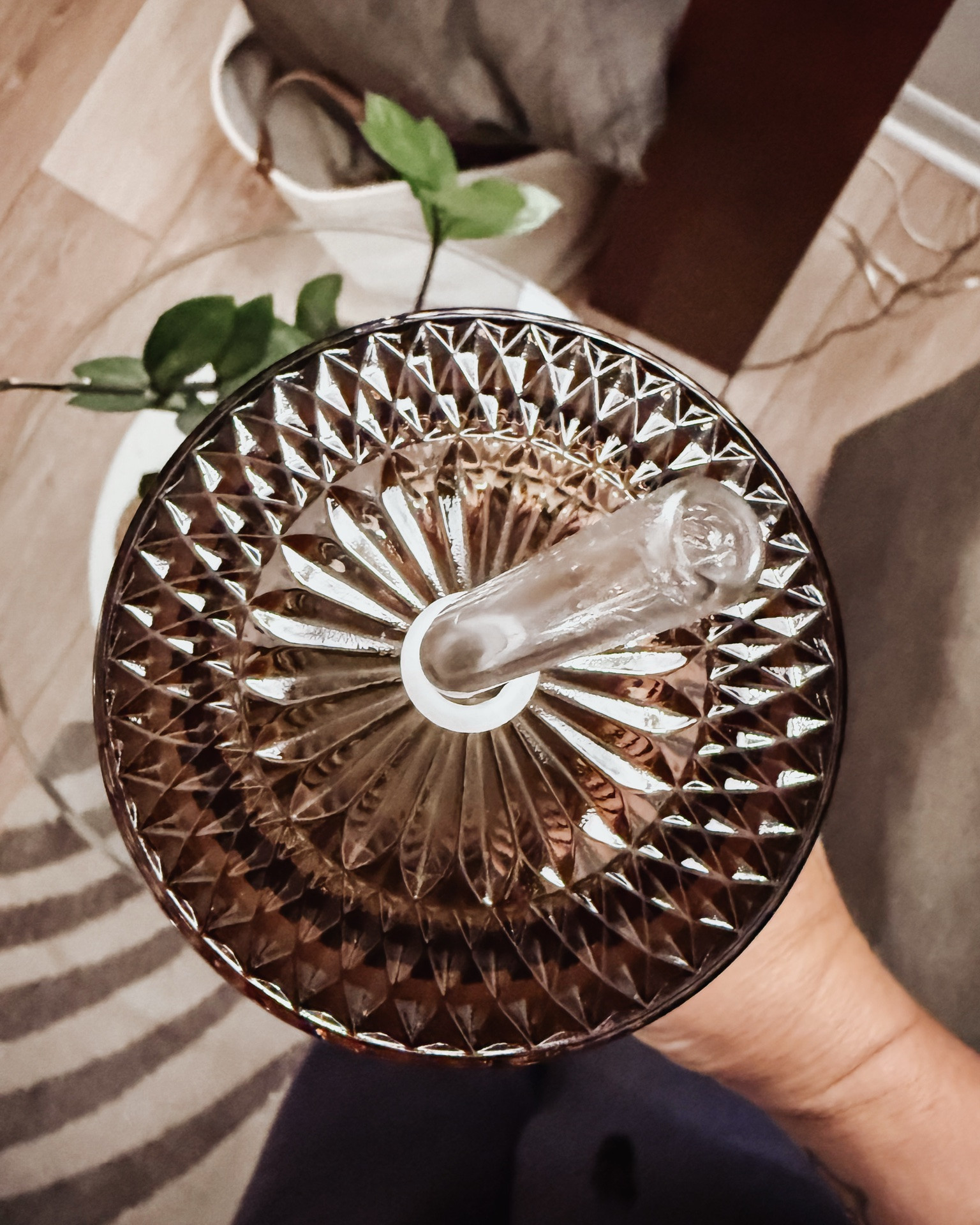 Gorgeous substantial glass tumbler with glass straw. Transparent smoky brown. Decorative lid. Walmart finds | #walmartfinds #kitchen #glasstumbler

#LTKHome #LTKselfcare #LTKOver40