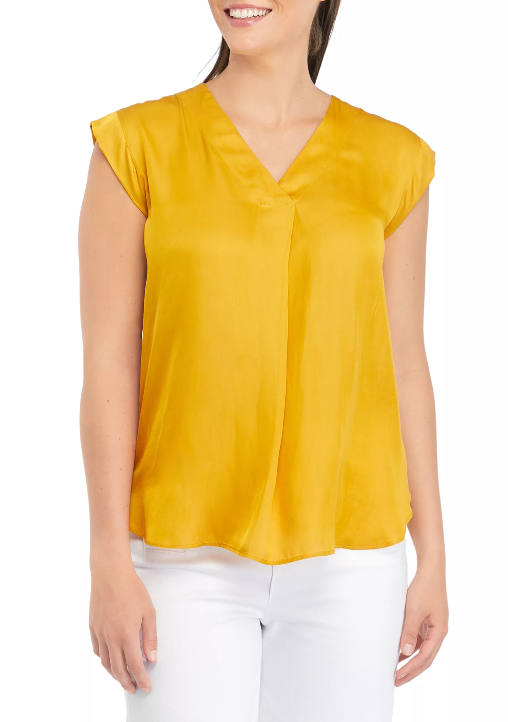 Women's Solid Split Neck Top | Belk