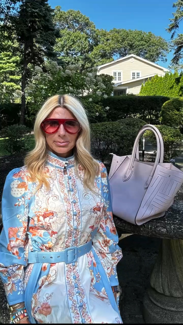 For all our creative, compassionate, and caring teachers🍎📓

#LTKVideo #LTKBacktoSchool #LTKStyleTip