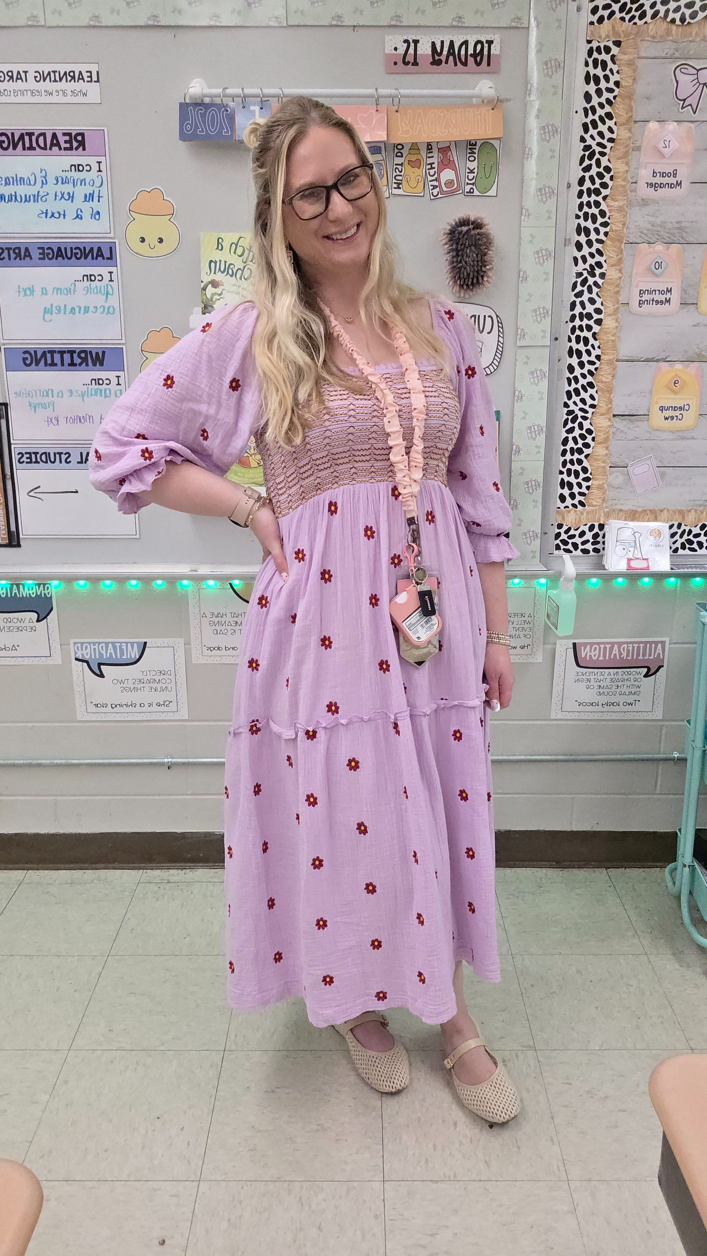 Teacher Outfit of the Day- 💕This is one of my favorite dresses and I wear it on repeat! 

#LTKootd #LTKWorkwear #LTKMidsize