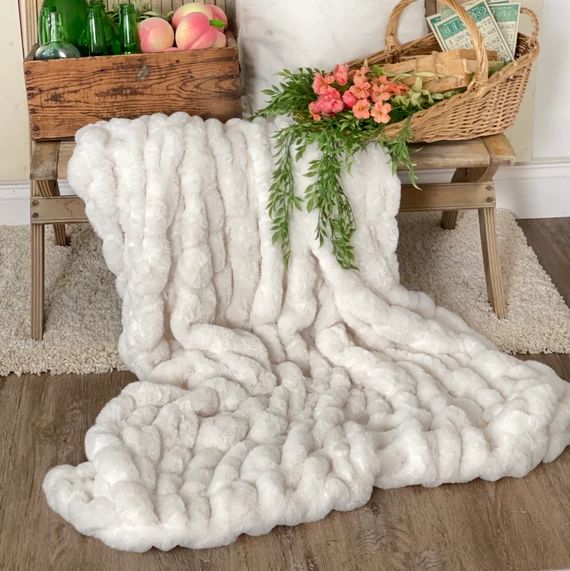 Luxury Faux Fur Throw Blanket  House Warming Gift  Wedding - Etsy | Etsy (US)