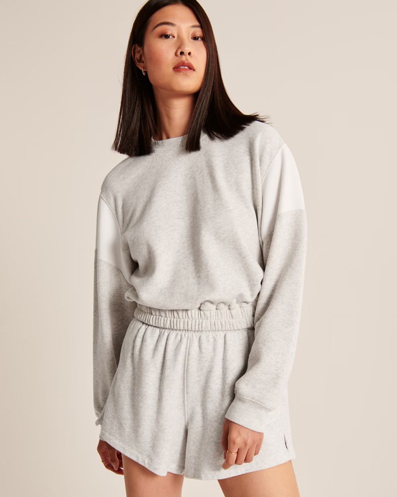 Cinched Wedge Crew Sweatshirt | Abercrombie & Fitch (US)