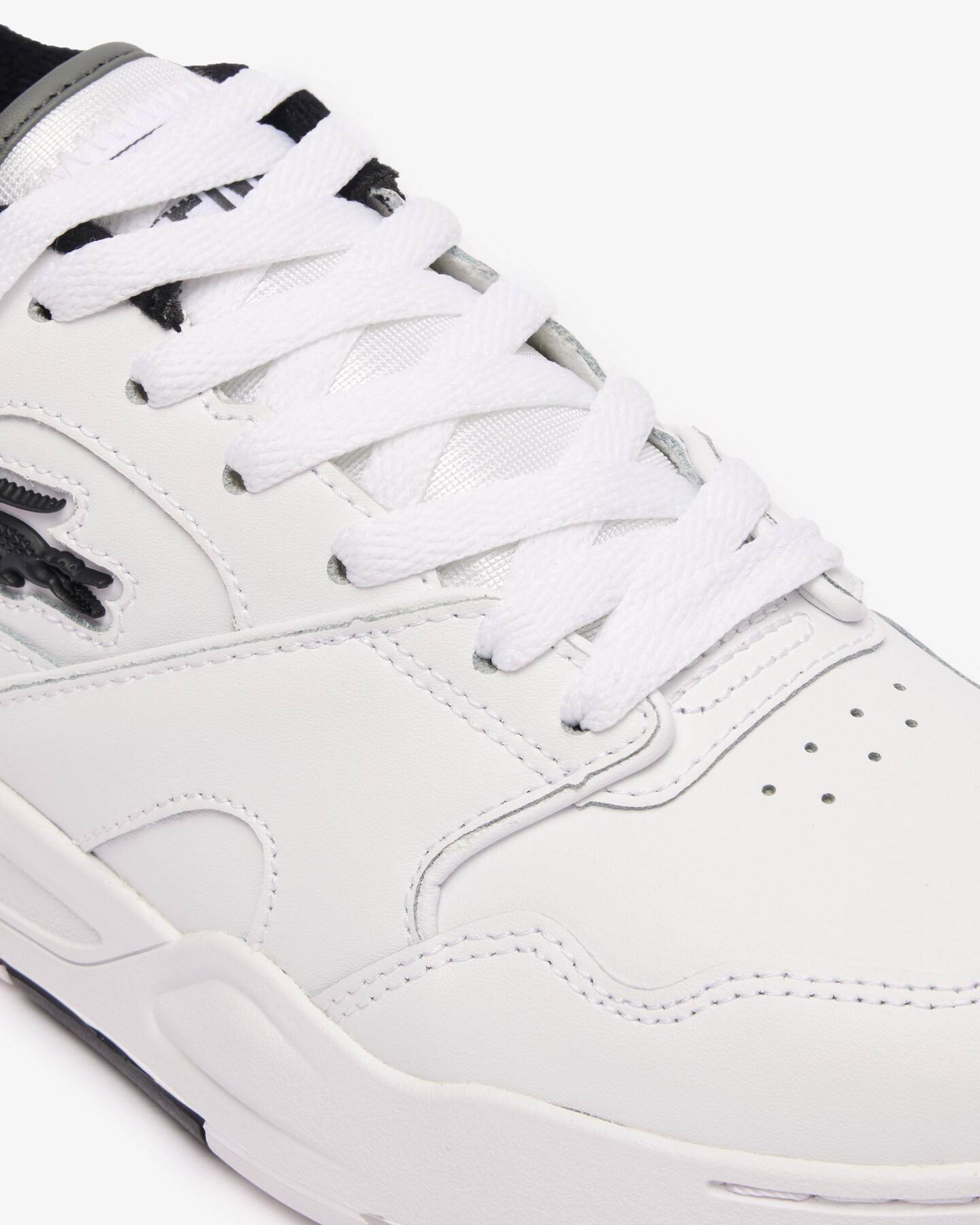 Women's Lineshot Leather Sneakers | Lacoste (US)