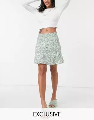 Fashion Union flippy mini skirt in mint floral | ASOS (Global)