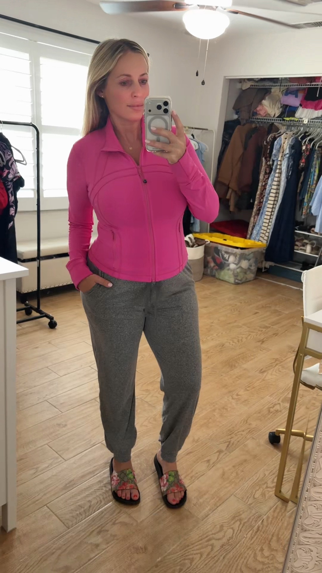 Errands outfit. 21 weeks pregnant. Lululemon jacket, wearing size 10. Wearing XL in Halara joggers. @Halara @lululemon 

#LTKootd #LTKMidsize #LTKBump