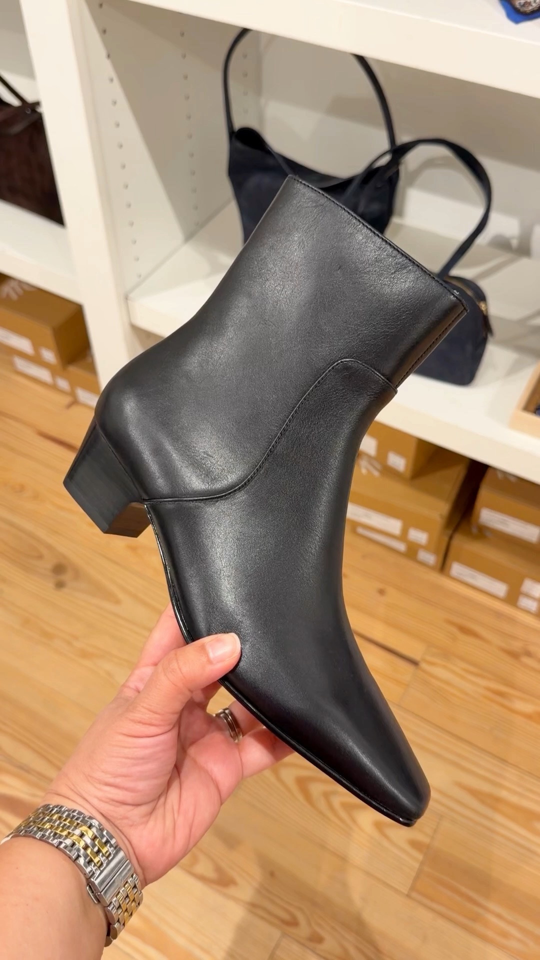 Madewell Insider Sale! 25% off everything when you sign in with your email address. 

The most beautiful fall boots! Aren’t these gorgeous?! Love the clean black leather finish and comfortable heel height. Great for business casual workwear outfits and everyday casual fall outfits and winter outfits with jeans and pants! 

Fall capsule wardrobe, black leather boots, fall boots, winter boots, Madewell boots, fall outfits women over 50

#LTKWorkwear #LTKSaleAlert #LTKSeasonal