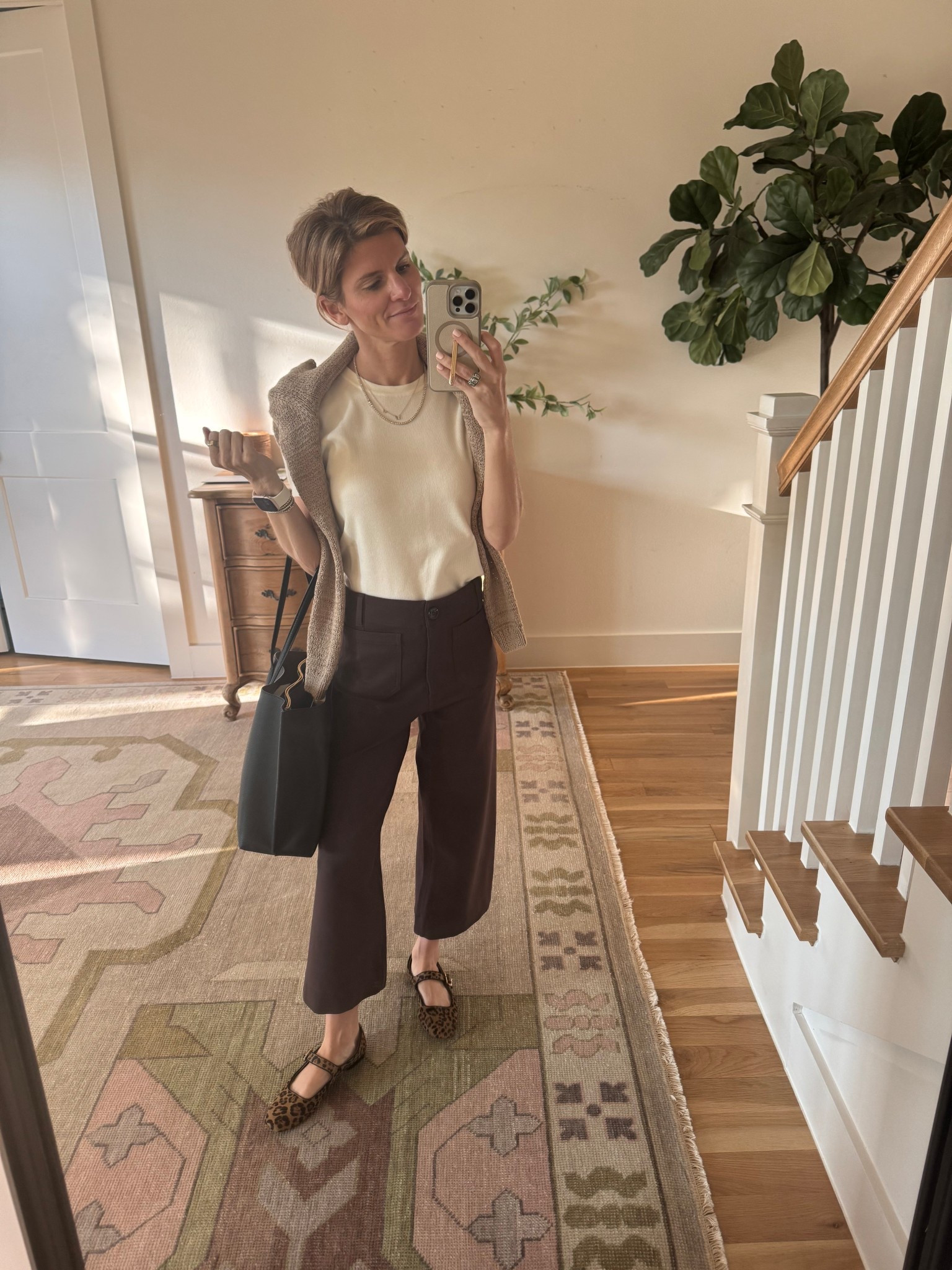 Top - wearing size small 
Pants - got in 23” length 
