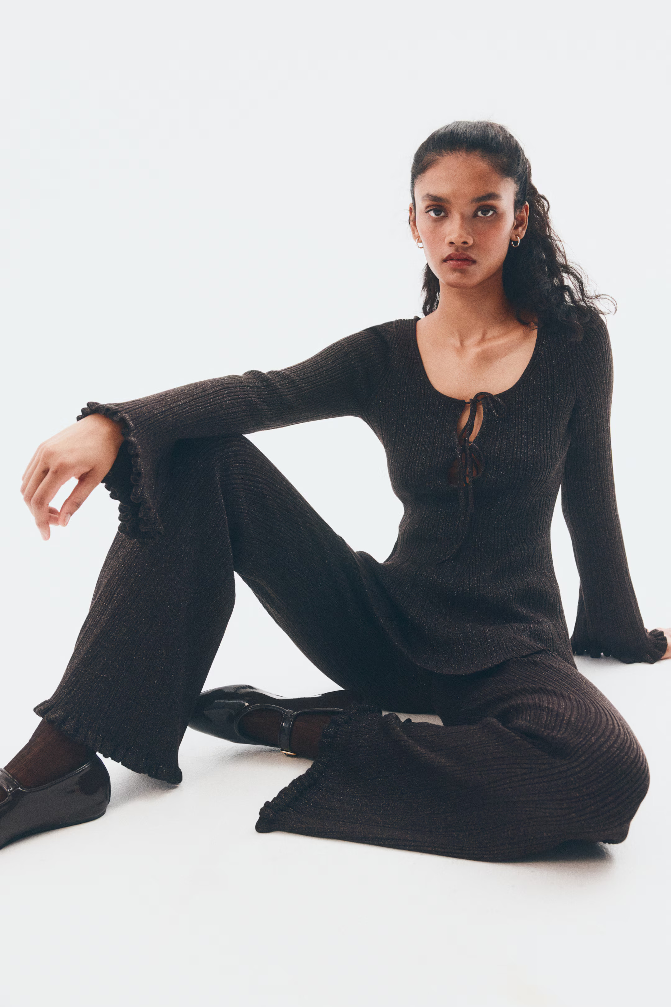 Shimmery Rib-Knit Pants | H&M (US + CA)