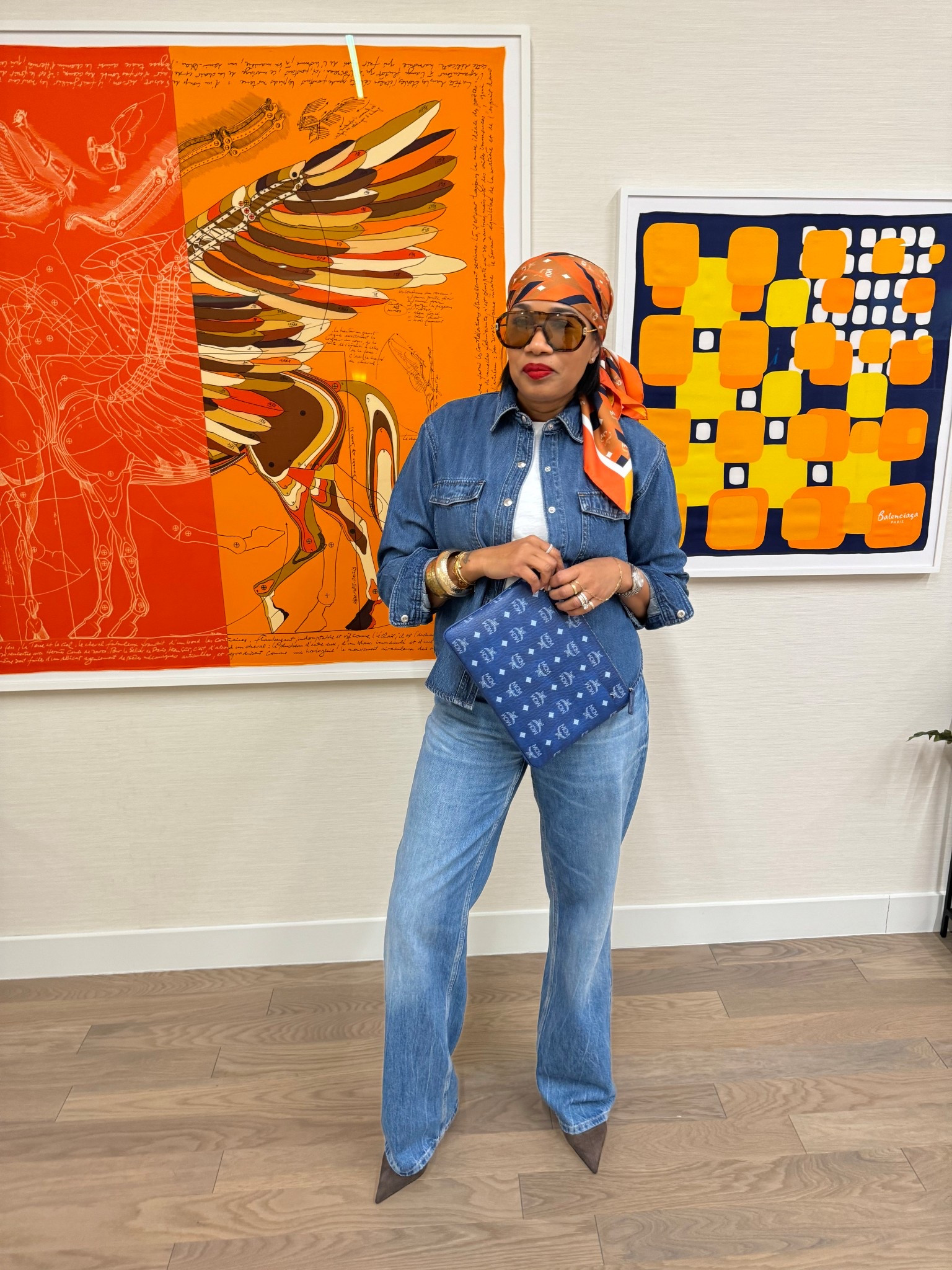 Simple pieces. Strong styling…
A scarf changes everything.


#LTKdayinmylife #LTKOver40 #LTKootd