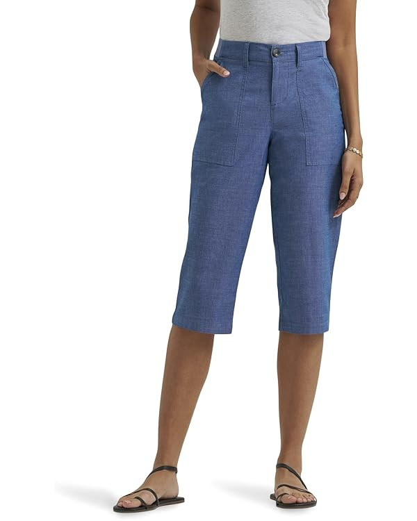 Lee Women's Ultra Lux Comfort with Flex-to-go Utility Skimmer Capri Pant | Amazon (US)