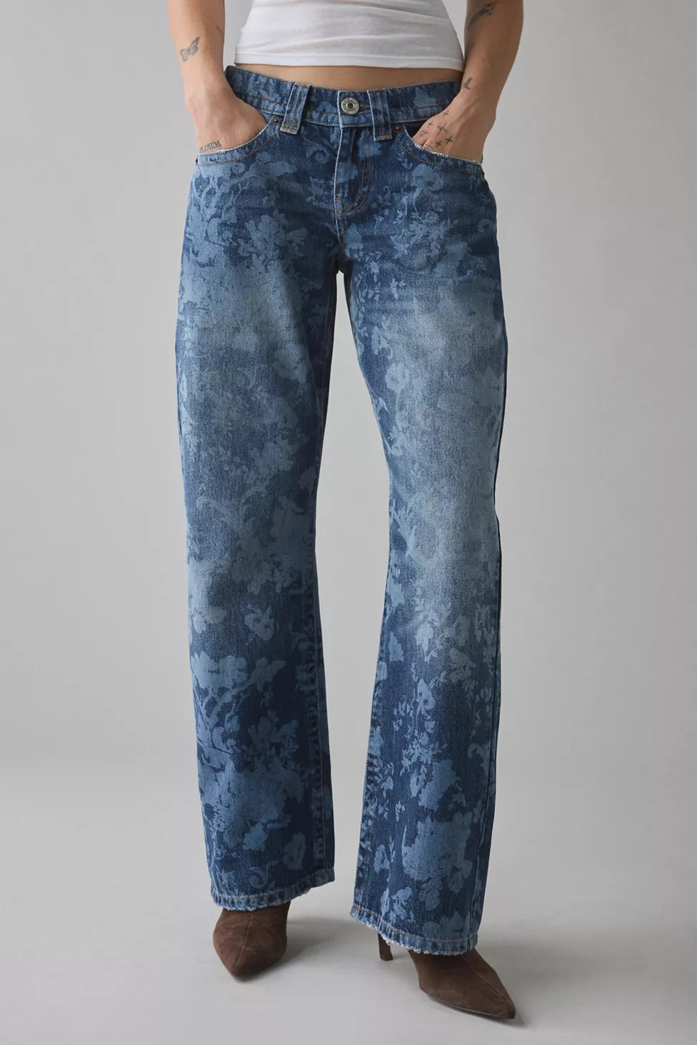 BDG Kayla Printed Low-Rise Jean | Urban Outfitters (US and RoW)