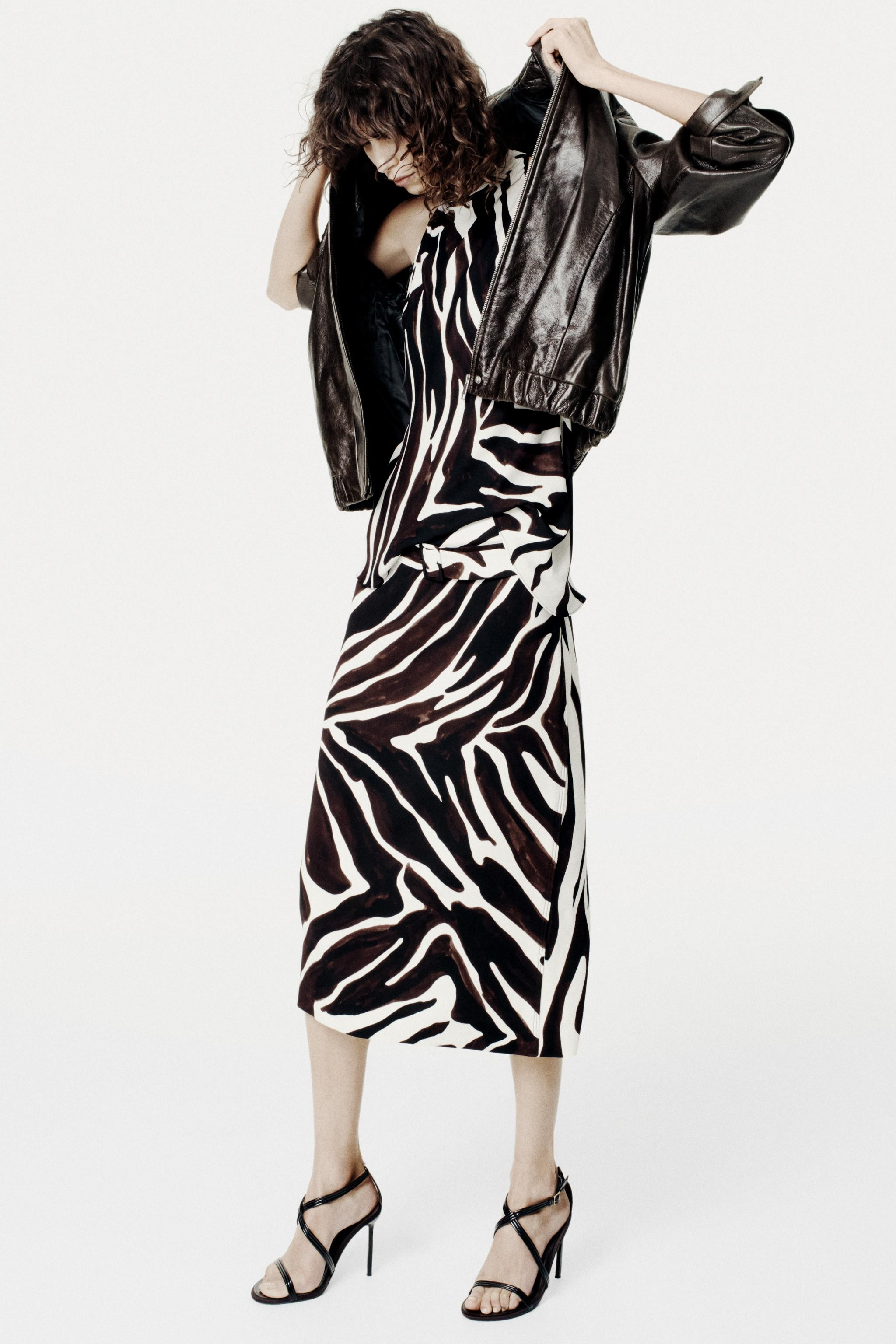 ANIMAL PRINT PENCIL SKIRT ZW COLLECTION | Zara US