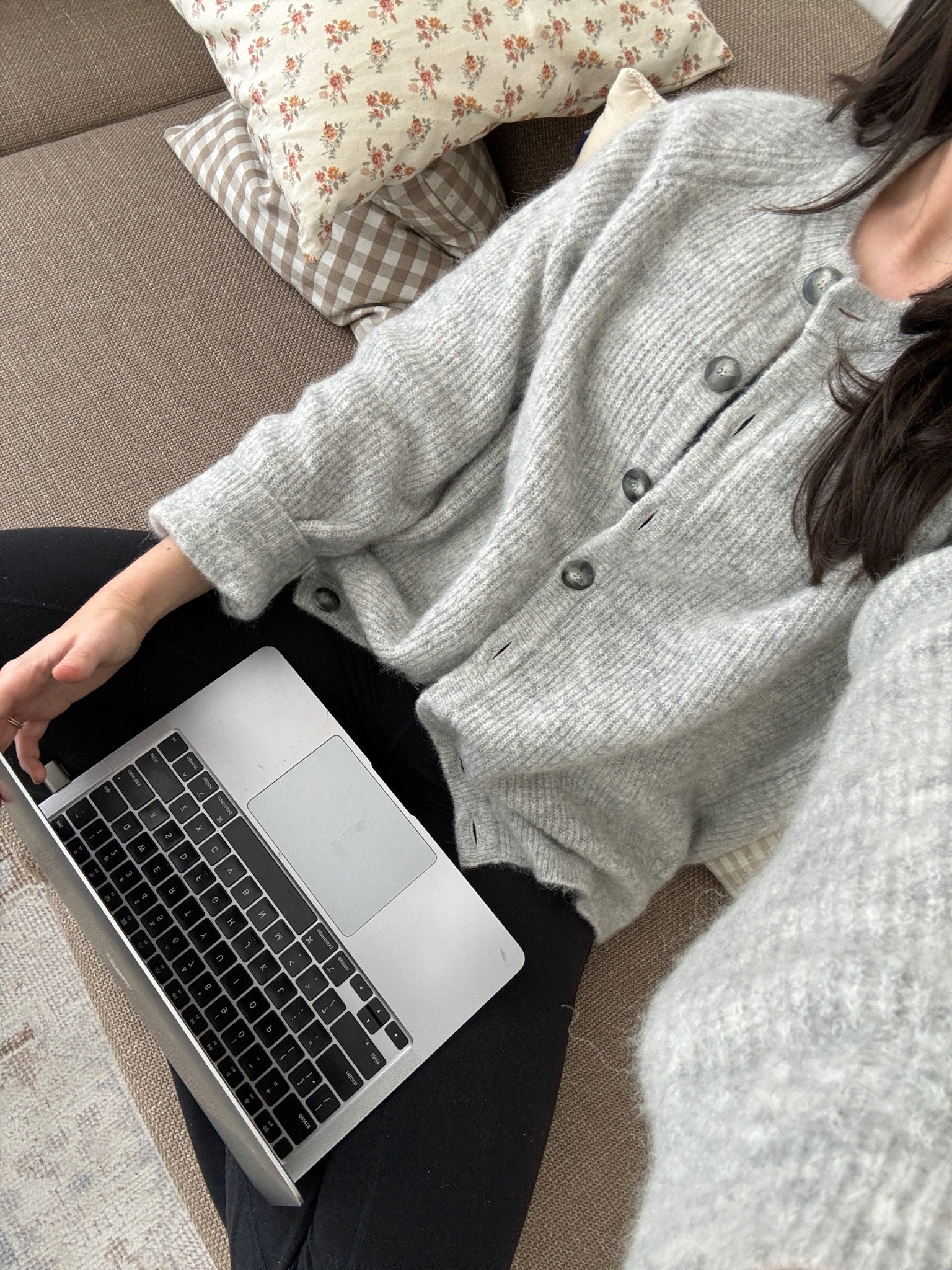 The softest cardigan!!!🐑  I got a size L for an oversized fit 

#LTKhome #LTKworkwear #LTKfamily