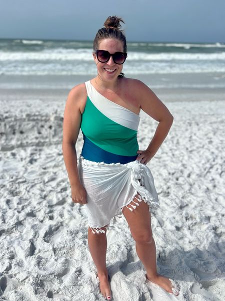 One of my favorite swimsuits is currently 20% off! I’ve owned this one for 3 years and I still reach for it- it’s a cult fave for a reason!


#LTKswim #LTKfindsunder100 #LTKSeasonal