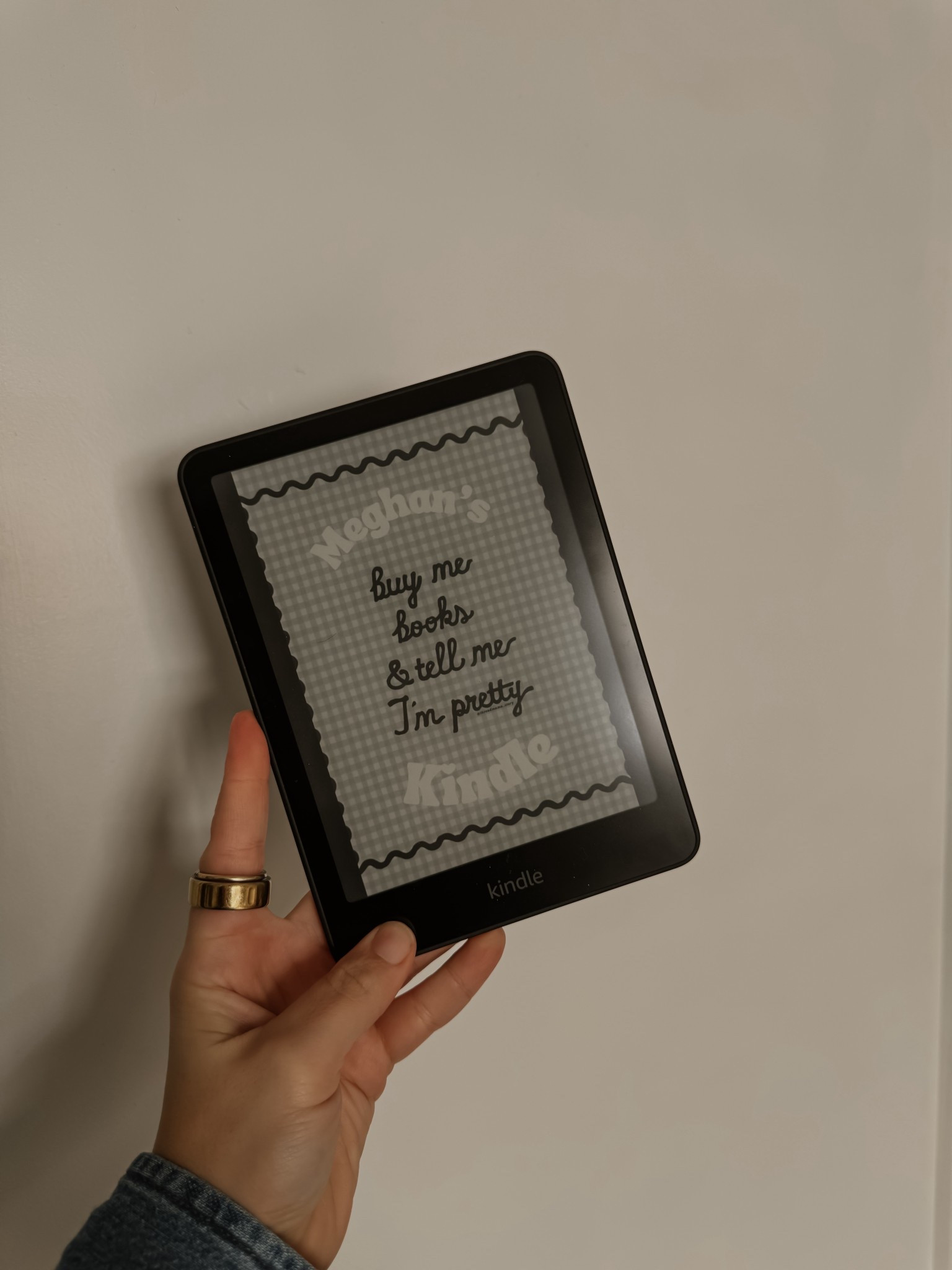 Obsessed with my new kindle! 

#kindle #ltkread 

#LTKcanada #LTKhome #LTKgiftguide