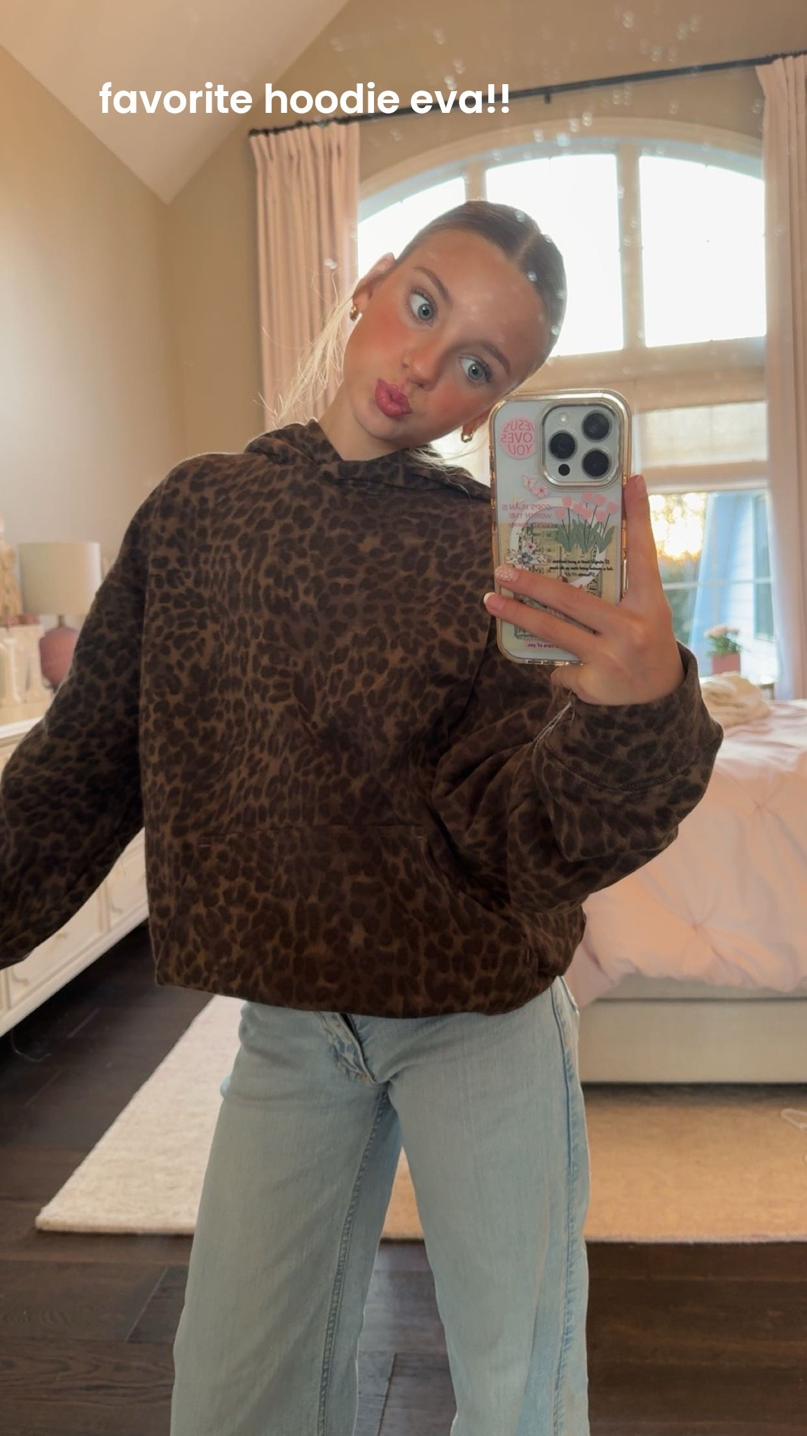 hollister for the win to top off this outfit!

#LTKootd #LTKPetite #LTKBeauty