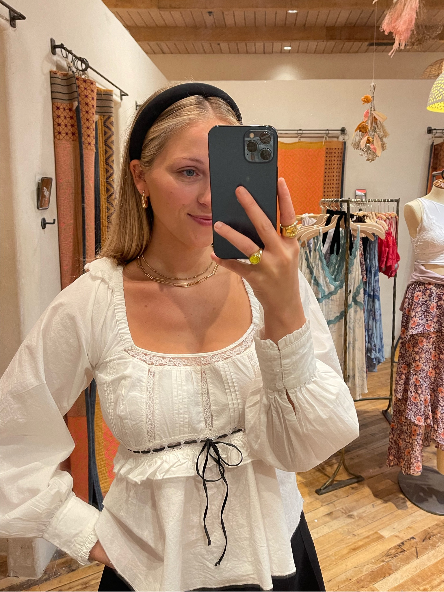obsessed with this white top from free people!

#LTKSeasonal #LTKHoliday #LTKstyletip