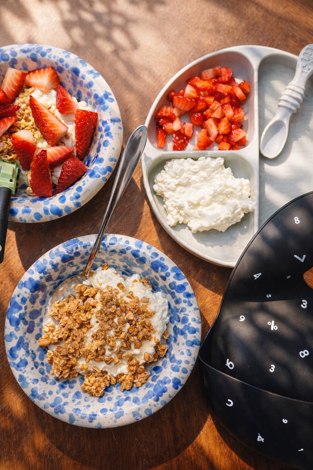 Breakfast this morning 🍓 These speckled bowls are the perfect size for toddlers and you know I love a cute, plastic free option! 

#plasticfree #toddlermeals #toddlerbreakfast #BabyLedWeaning #KidsDinnerware

#LTKmomlife #LTKKids #LTKBaby
