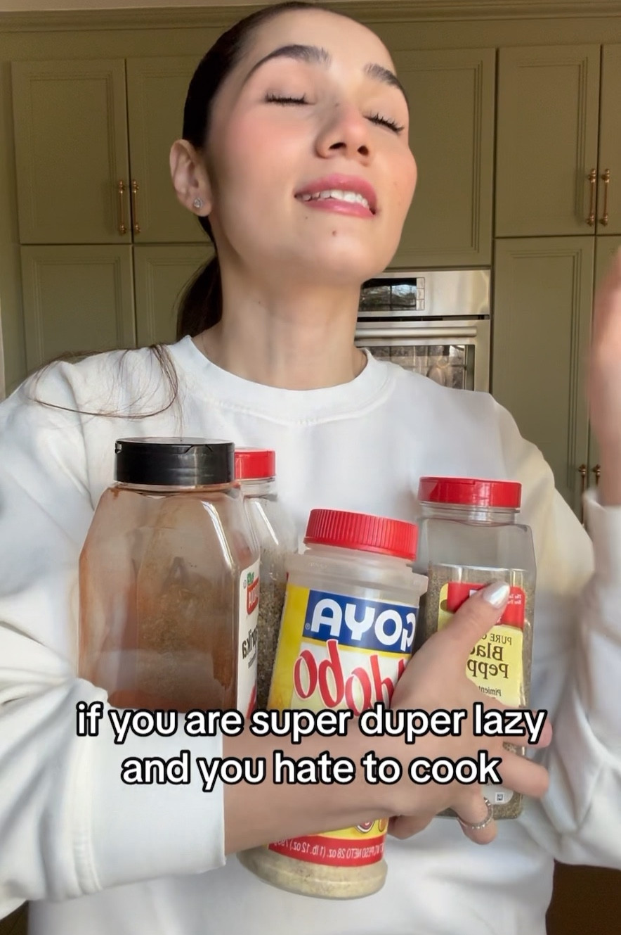Literally the only seasonings you’ll ever need. A quick, easy, and healthy chicken dinner for lazy people 🙋🏻‍♀️ You’re welcome! These are my go-to seasonings I use on the DAILY and make everything I make taste AMAZING 😋 



#LTKWatchNow #LTKHome #LTKFamily