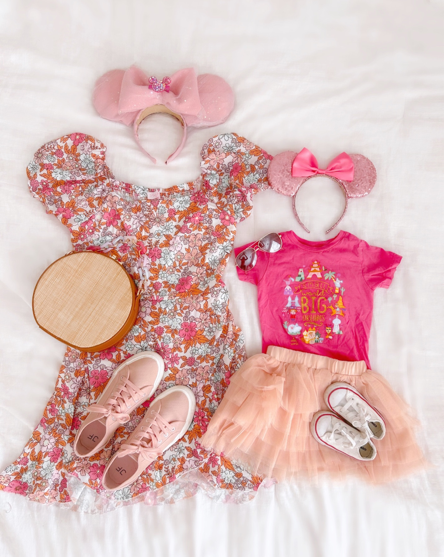 Mommy and me Disneyland outfits #springoutfit #disneyoutfit #vacation # mommyandme 

#LTKstyletip #LTKFind #LTKfamily