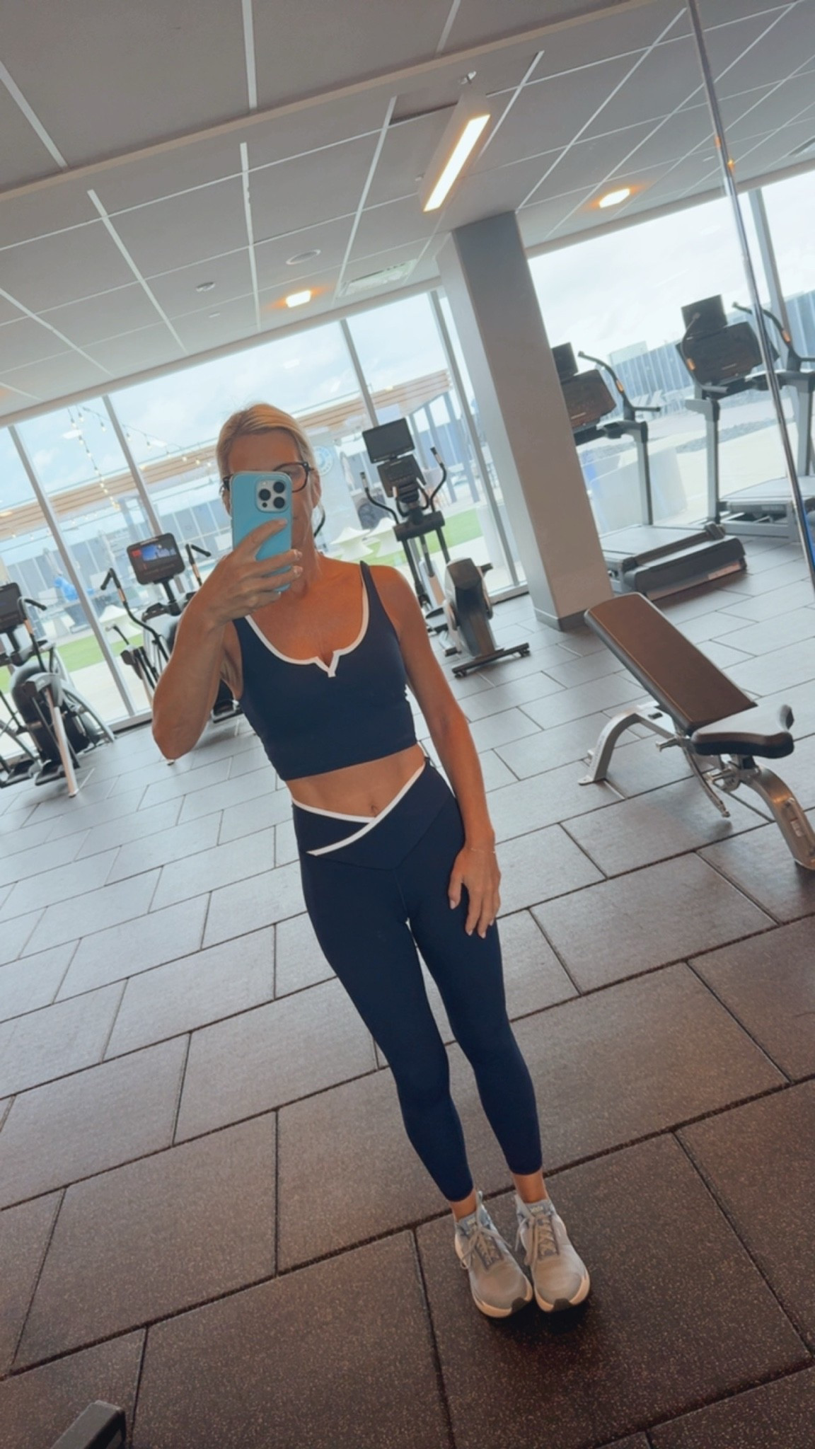 It’s the little dip in the front that makes these less “snausage-like”   Super soft workout set

#LTKootd #LTKActive #LTKOver40