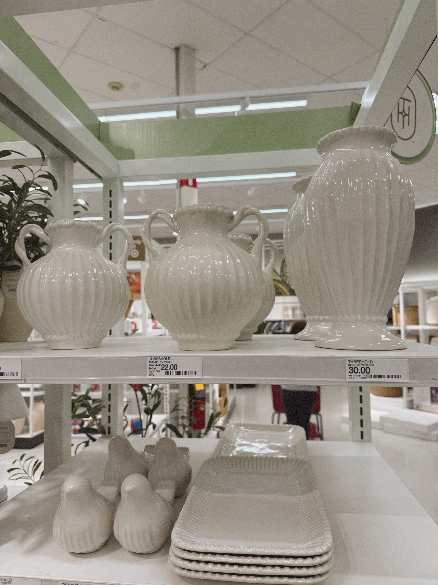 Target, fines, neutral, home decor, threshold, white vases, ceramic spring, summer decor, 2026 viral, trending, organic modern ￼

#LTKHome