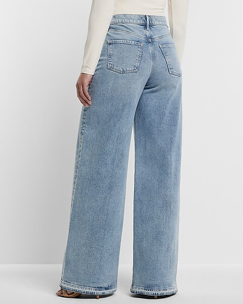 Super High Waisted Light Wash Baggy Wide Leg Jeans | Express