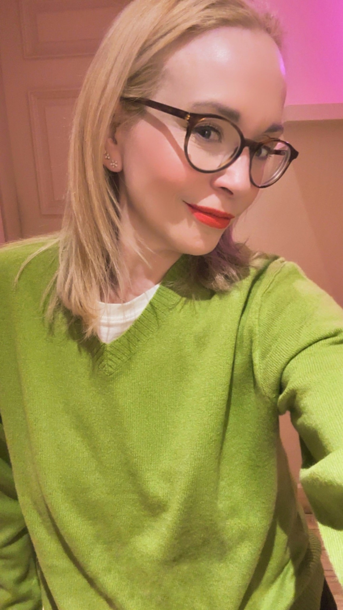 Bought this high v-neck cashmere. 

#LTKPetite #LTKootd #LTKWorkwear